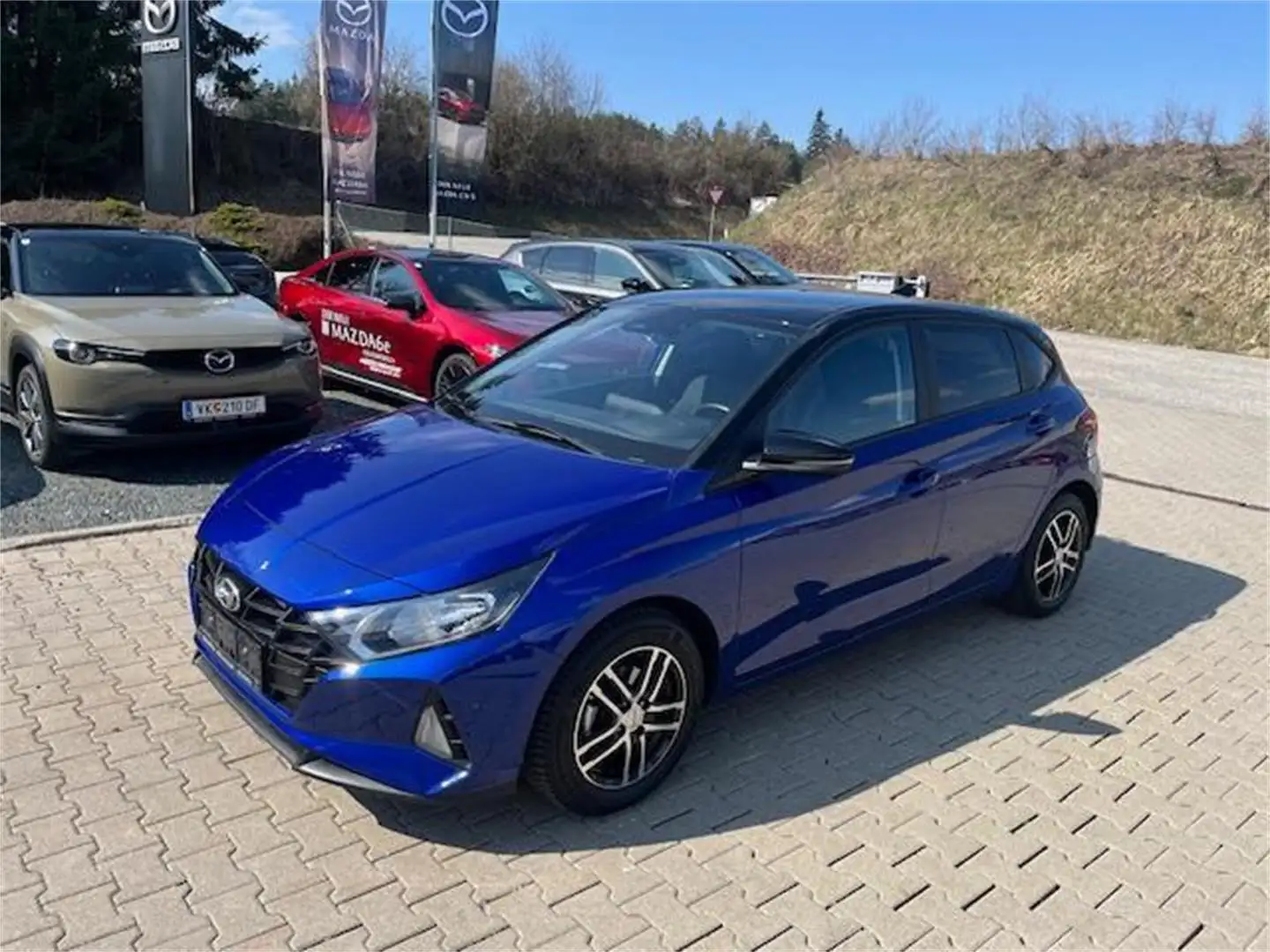 Hyundai i20 1,2 MPI chic Blau - 1