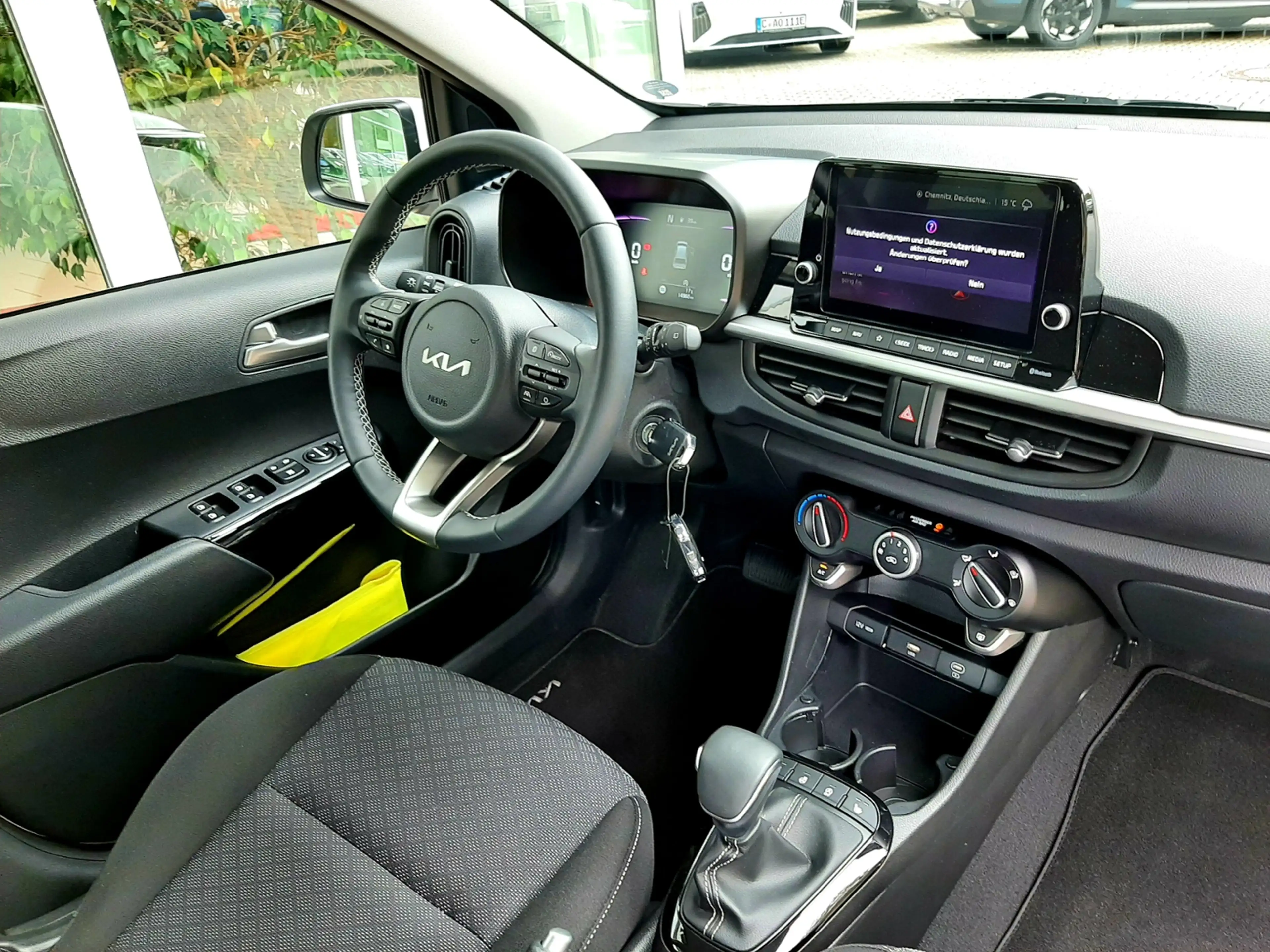 Kia Picanto 1.0 GDI AMT VISION STD — photo 9