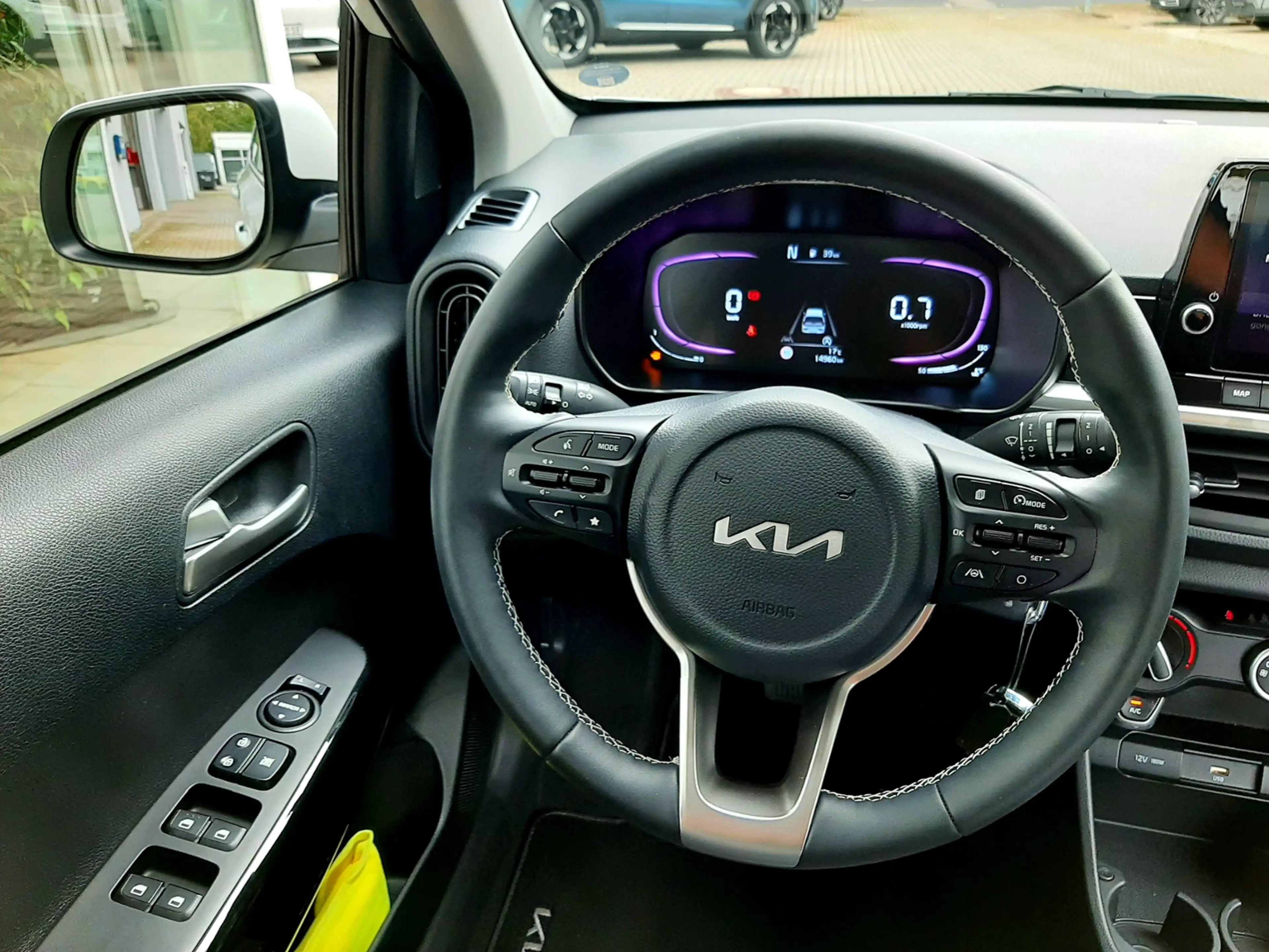 Kia Picanto 1.0 GDI AMT VISION STD — photo 13
