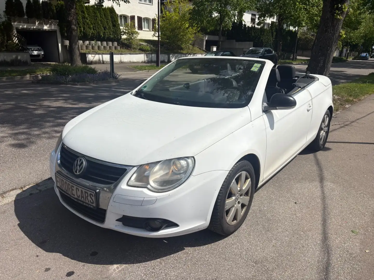 Volkswagen Eos 2.0 TDI LEDER TÜV 10-2025 Silber - 1