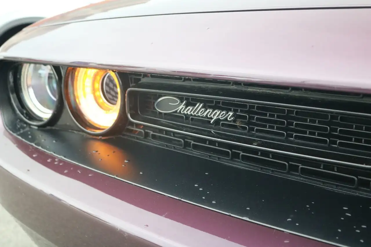 Dodge Challenger снимка Dodge Challenger