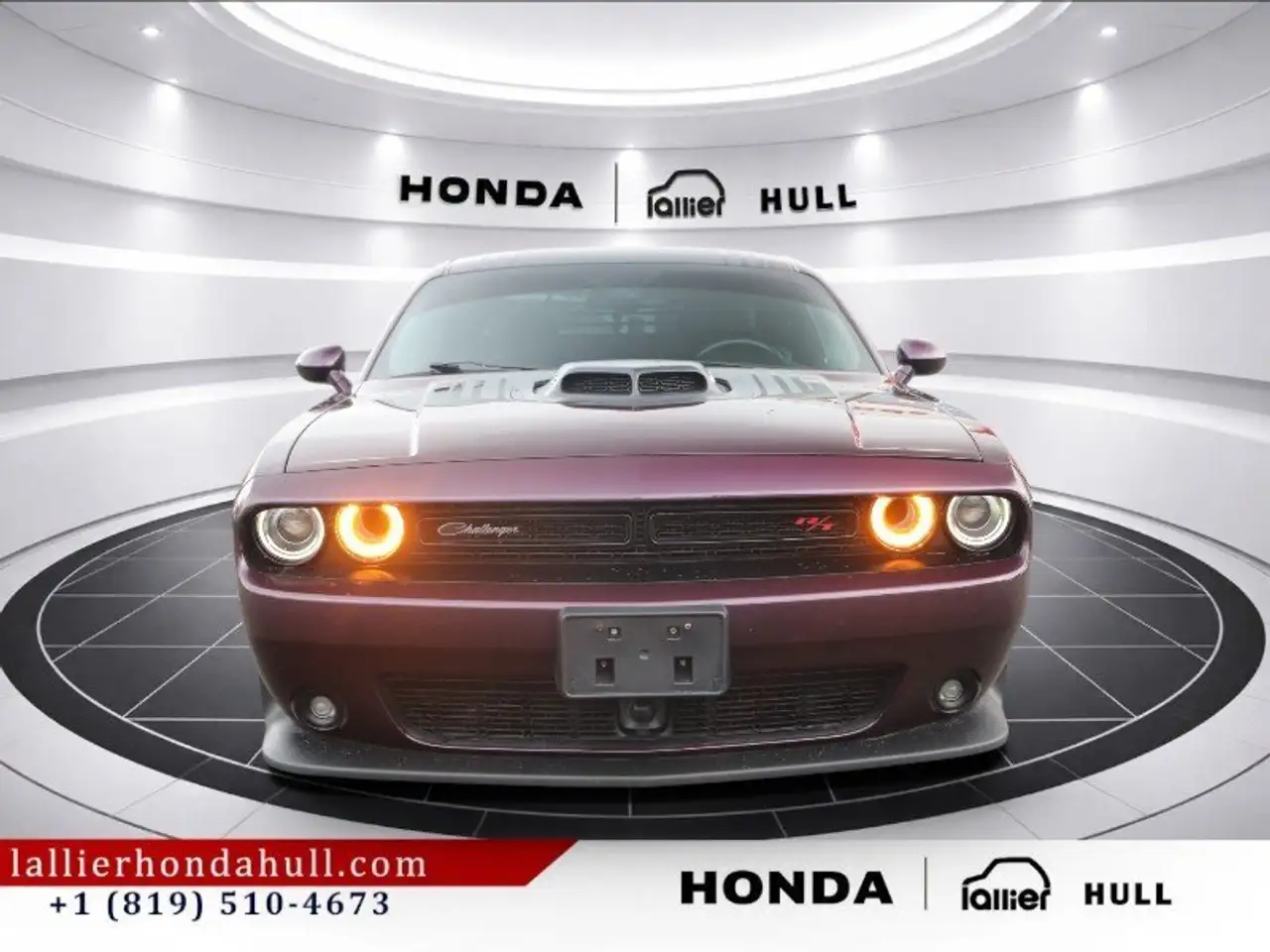 Dodge Challenger снимка Dodge Challenger