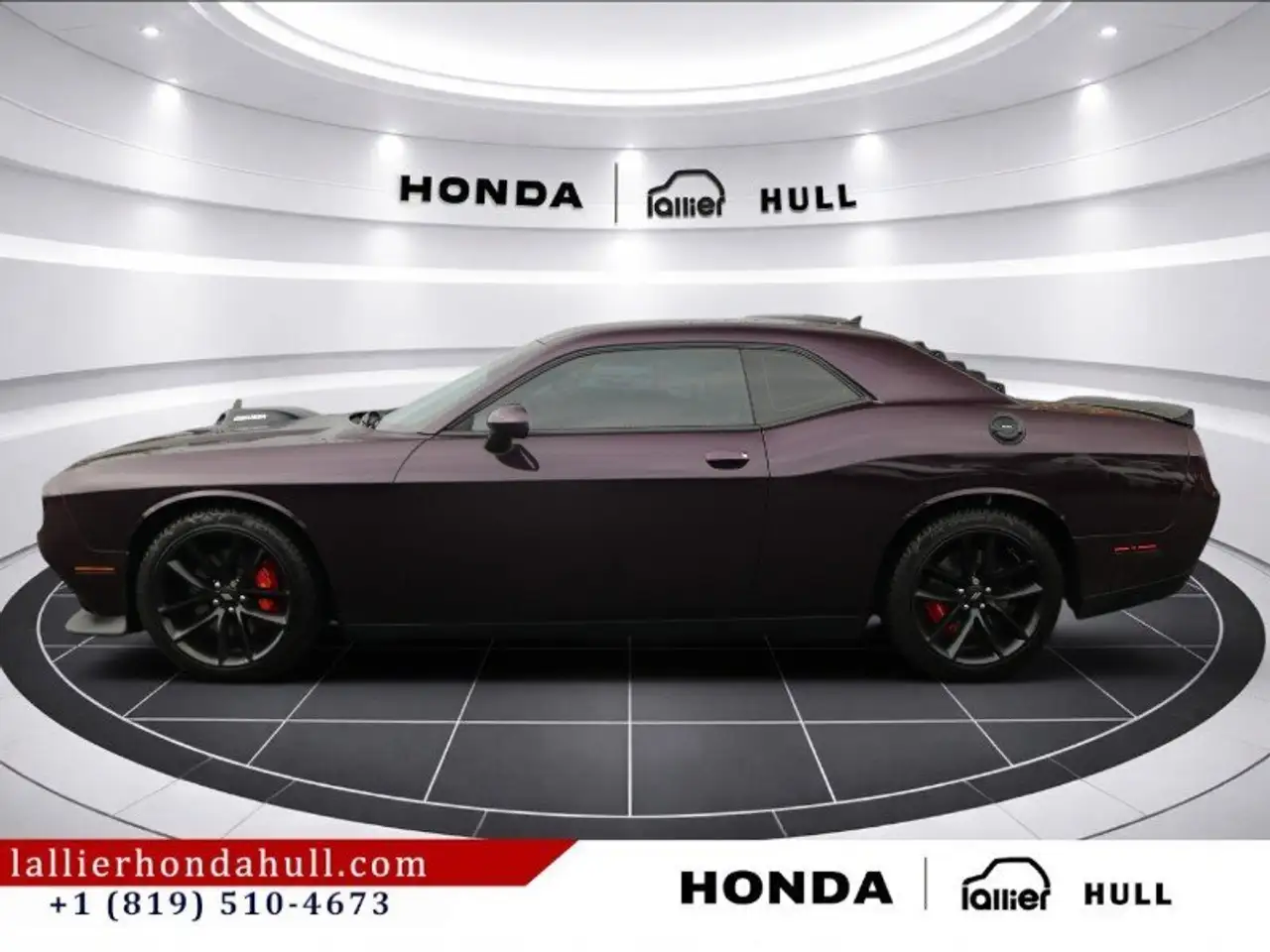 Dodge Challenger снимка Dodge Challenger