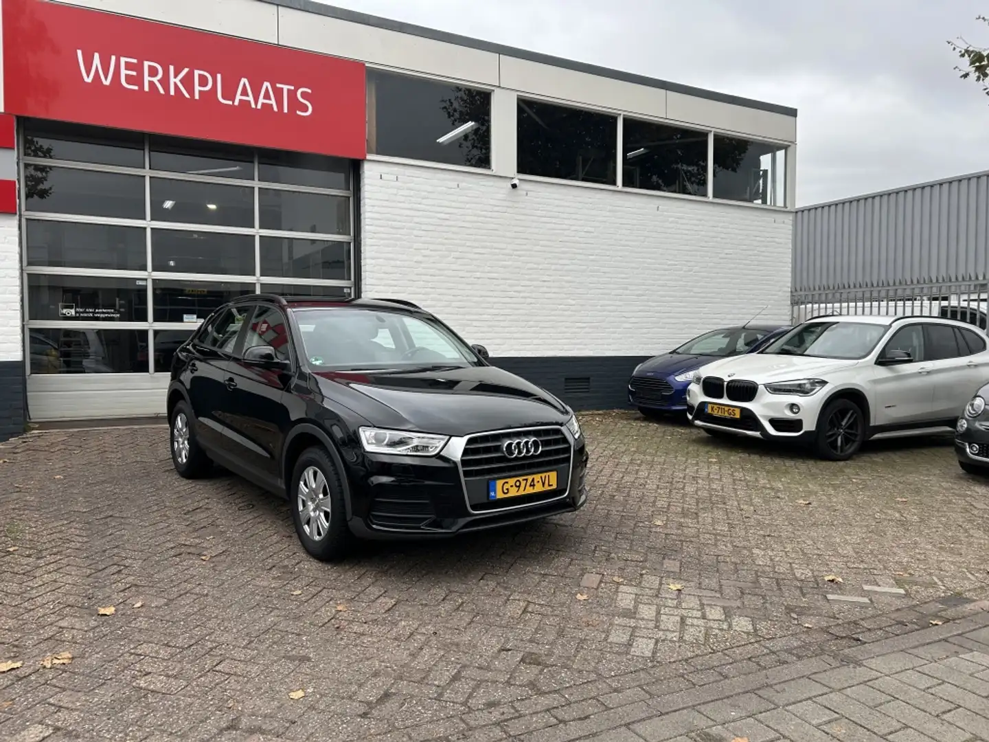 Audi Q3 1.4 TFSI Zwart - 2