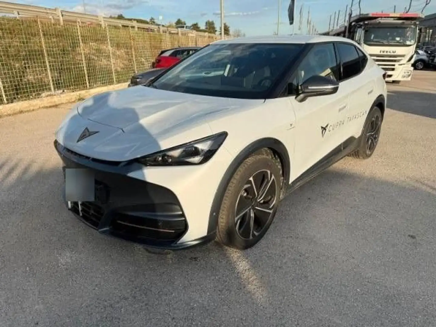 CUPRA Tavascan Endurance Styling-Paket 360 SHZ Navi Argent - 1