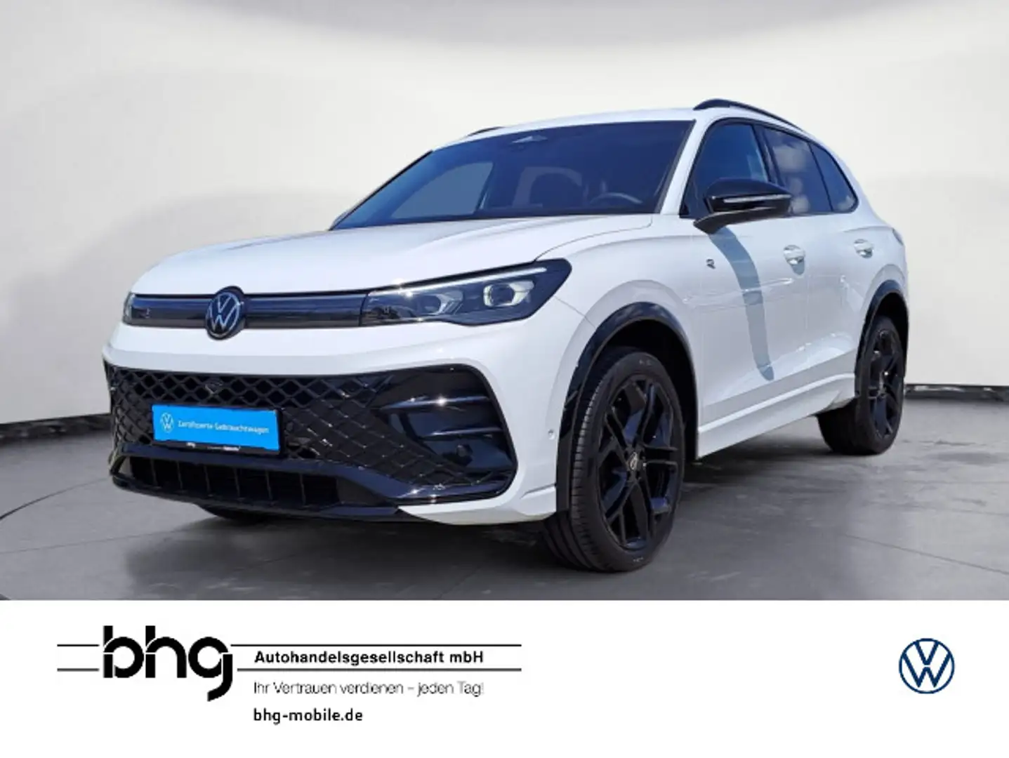 Volkswagen Tiguan 2.0 TDI DSG 4Motion R-Line AHK Pano HUD Weiß - 1