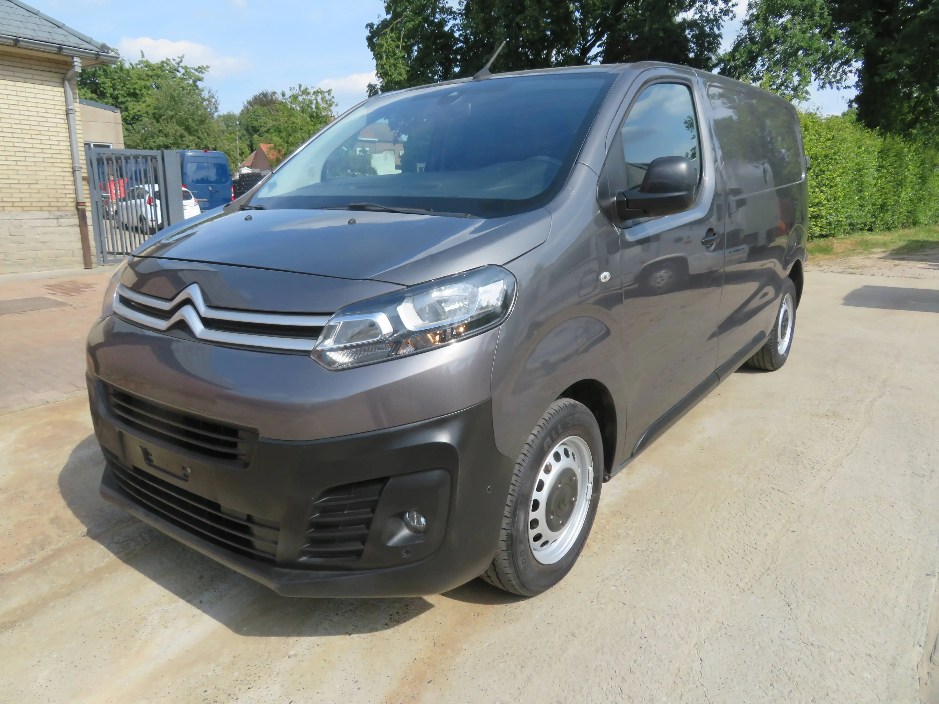 Citroen Jumpy 2.0 BlueHDI — photo 3