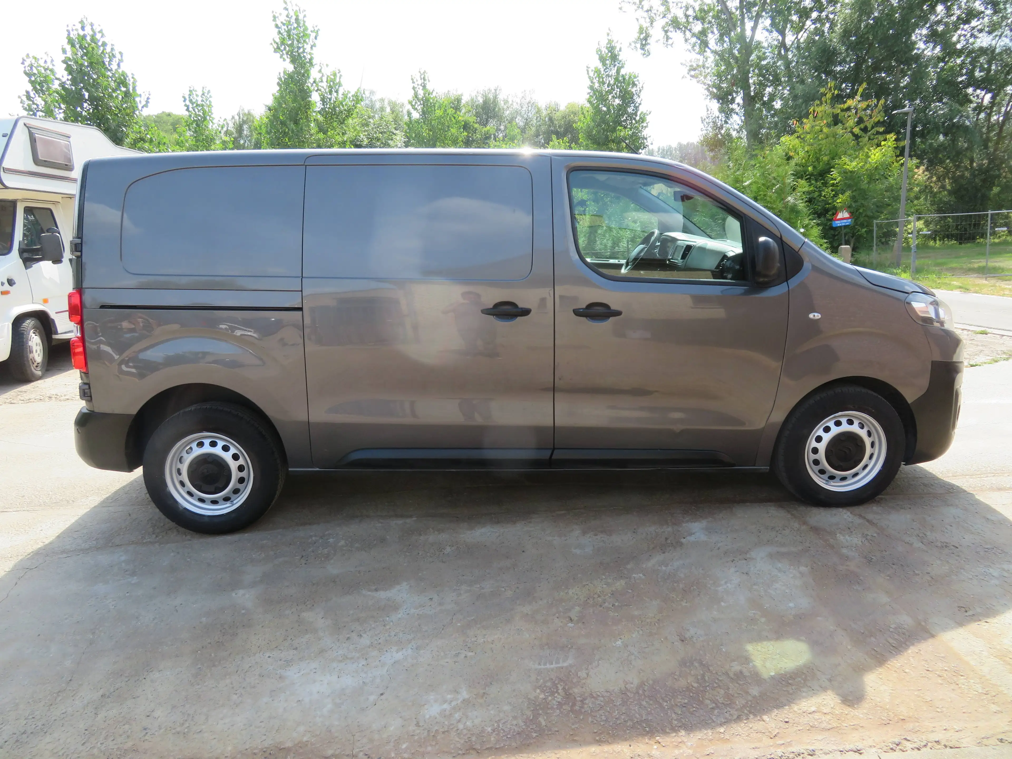 Citroen Jumpy 2.0 BlueHDI — photo 8