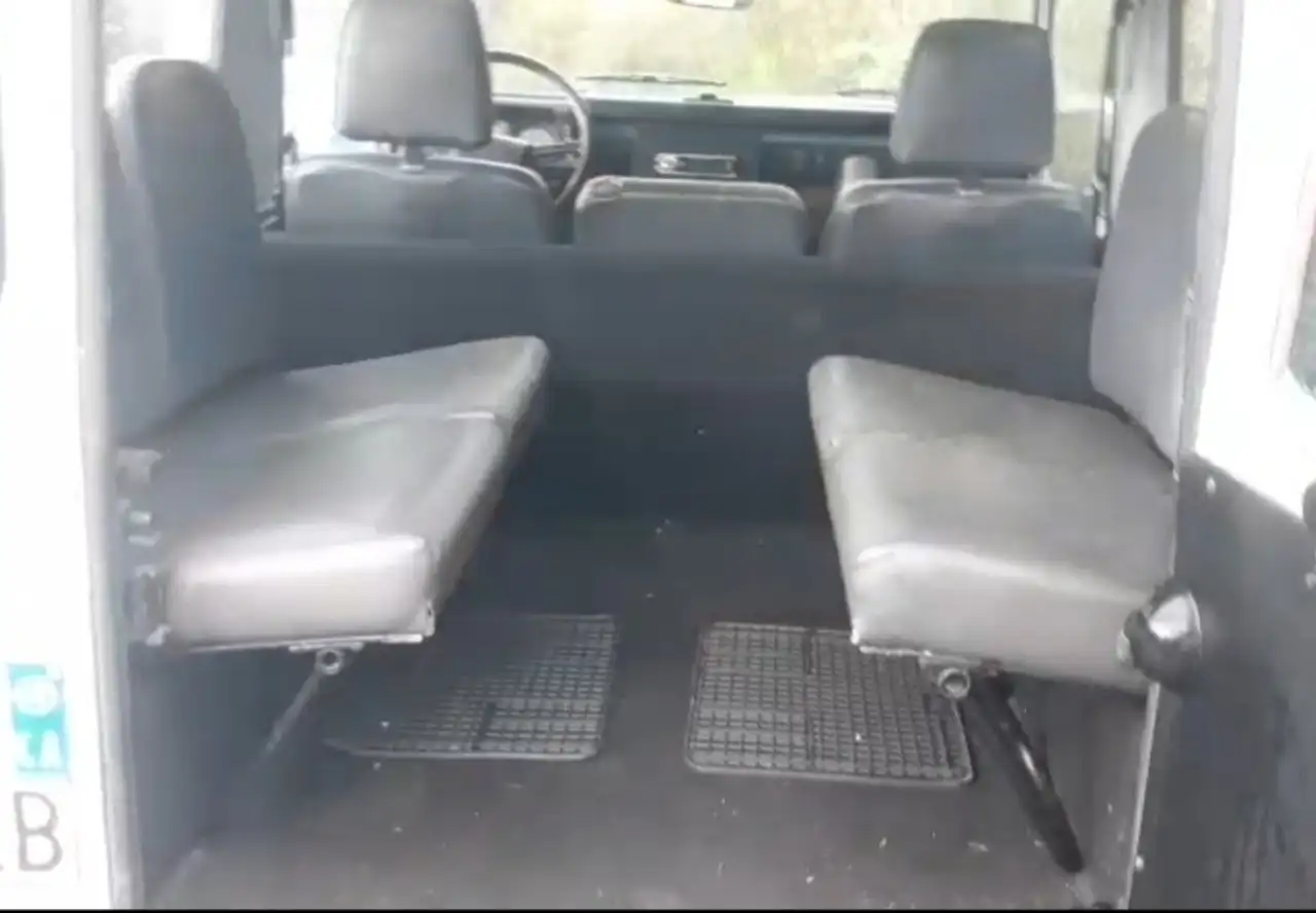 Land Rover Defender 90 2.5 tdi Hard top, foto 4