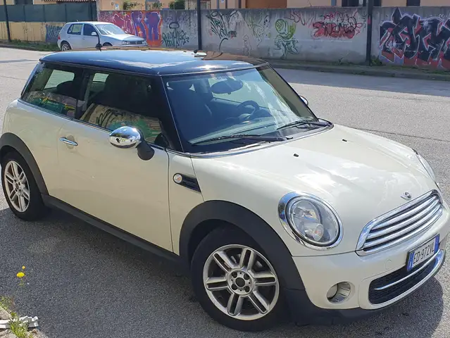MINI Cooper D