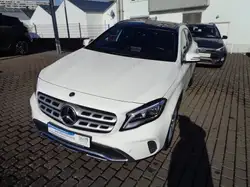 Mercedes-Benz GLA 180 GLA 180 Automatik,Navi,Kamera,Panorama