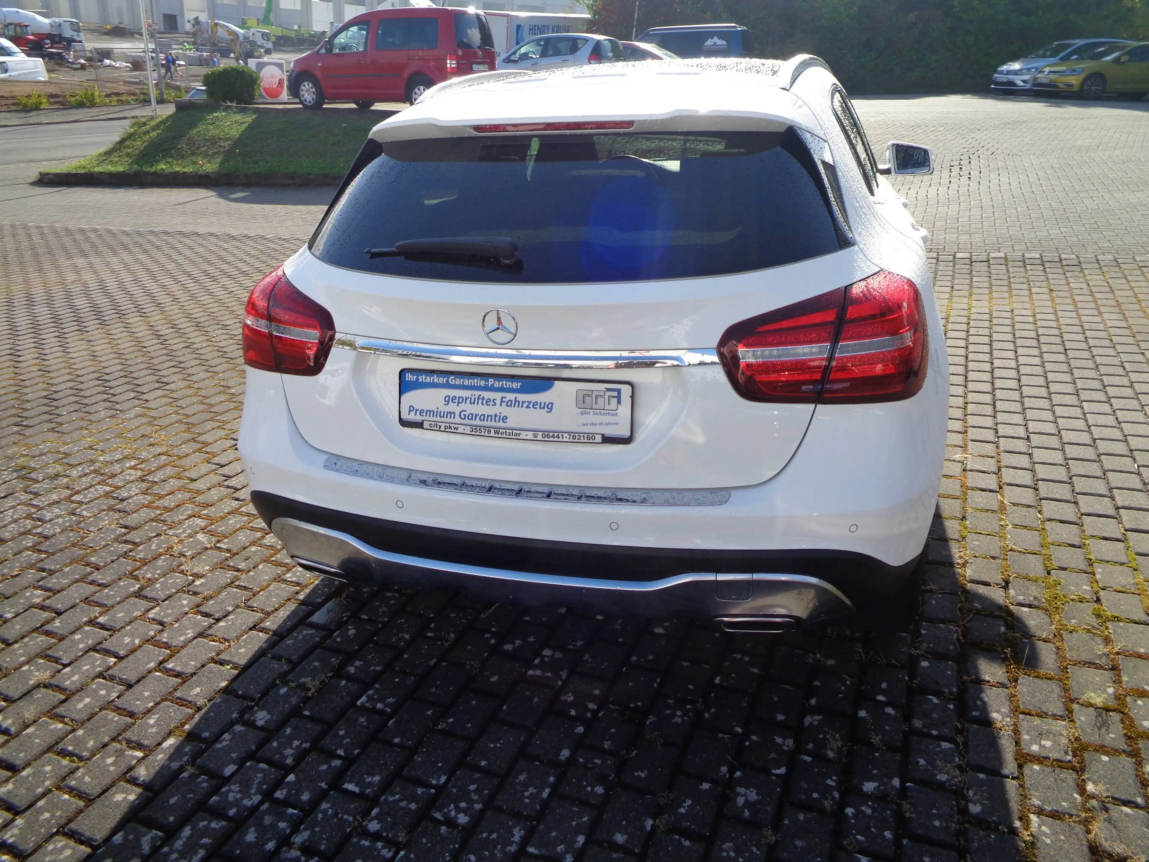 Mercedes-Benz GLA 180 GLA 180 Automatik,Navi,Kamera,Panorama — photo 4