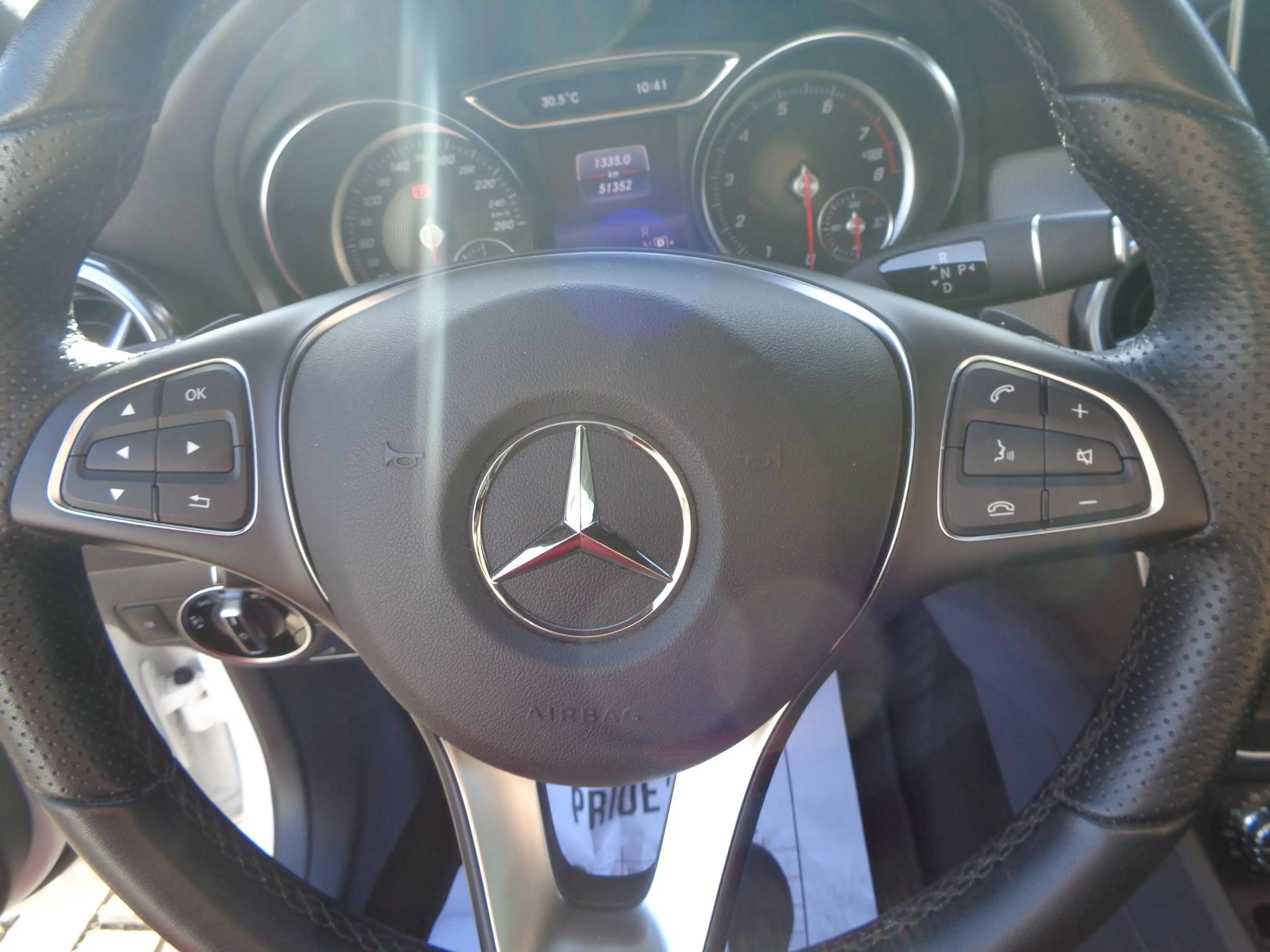 Mercedes-Benz GLA 180 GLA 180 Automatik,Navi,Kamera,Panorama — photo 10