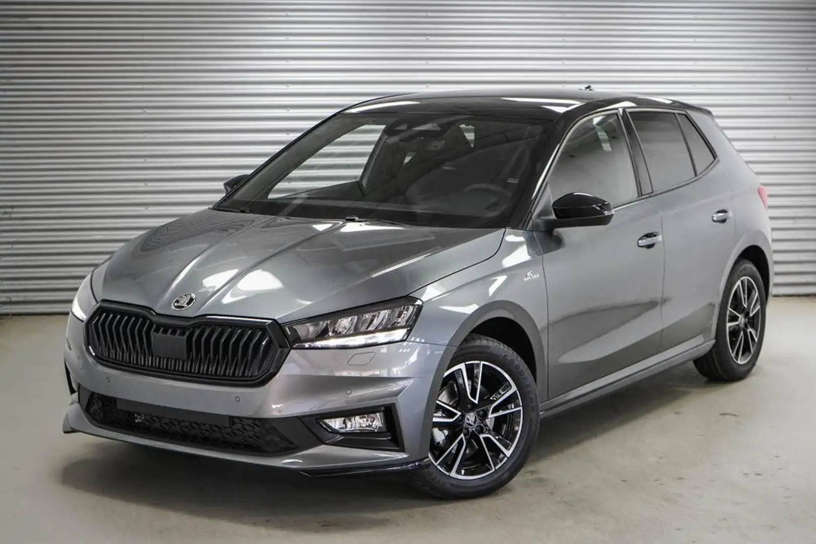 Skoda Fabia 1,0 TSI DSG Monte Carlo - LAGER 85 kW (116 PS),... Grau - 1
