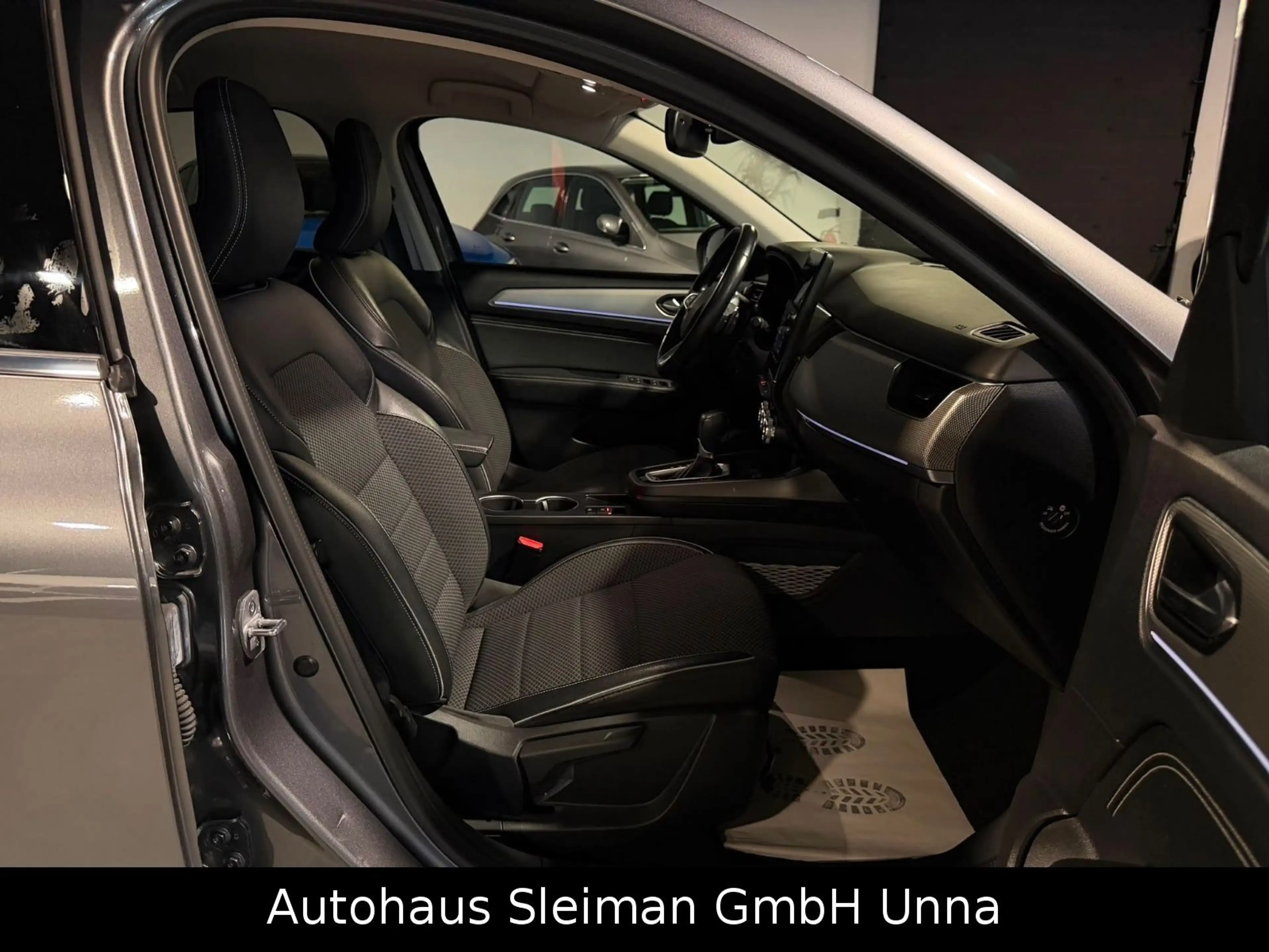 Renault Arkana Intens / Automatik/Navi/Alu/Top-pflege — photo 13