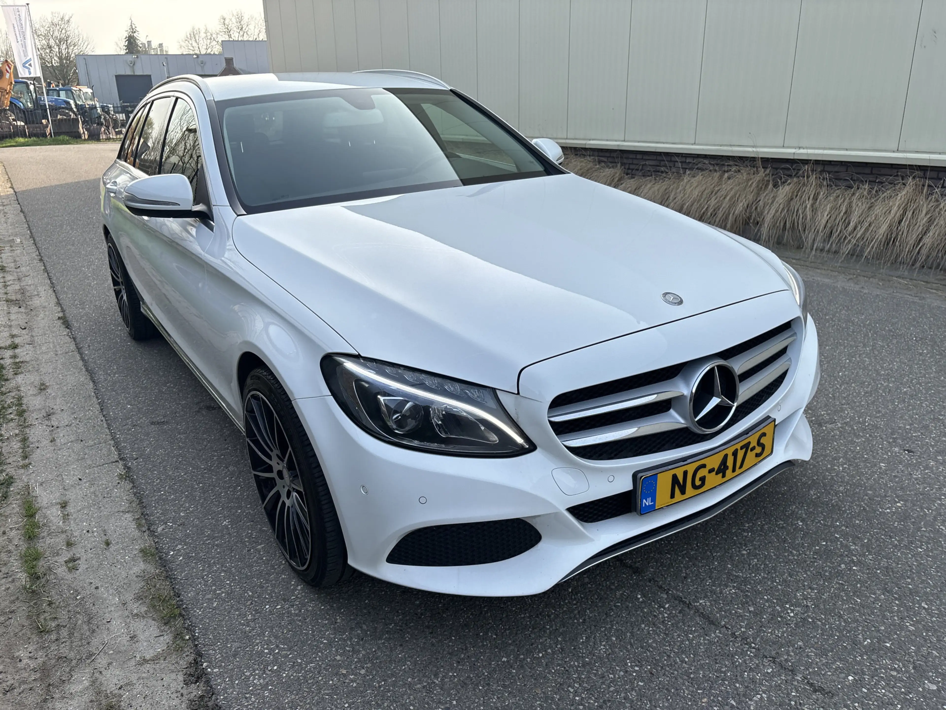 Mercedes-Benz C 180 Estate Prestige / NAVI / HALF LEER / CRUISE / STOE — photo 25