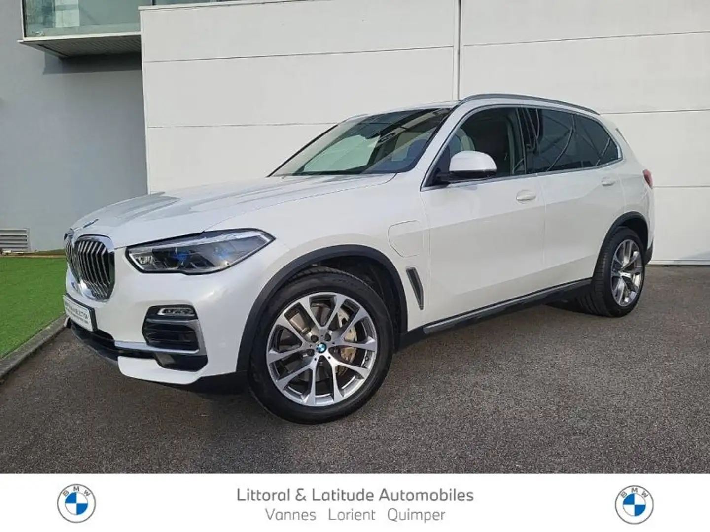 BMW X5 xDrive45e 394ch xLine Blanc - 1