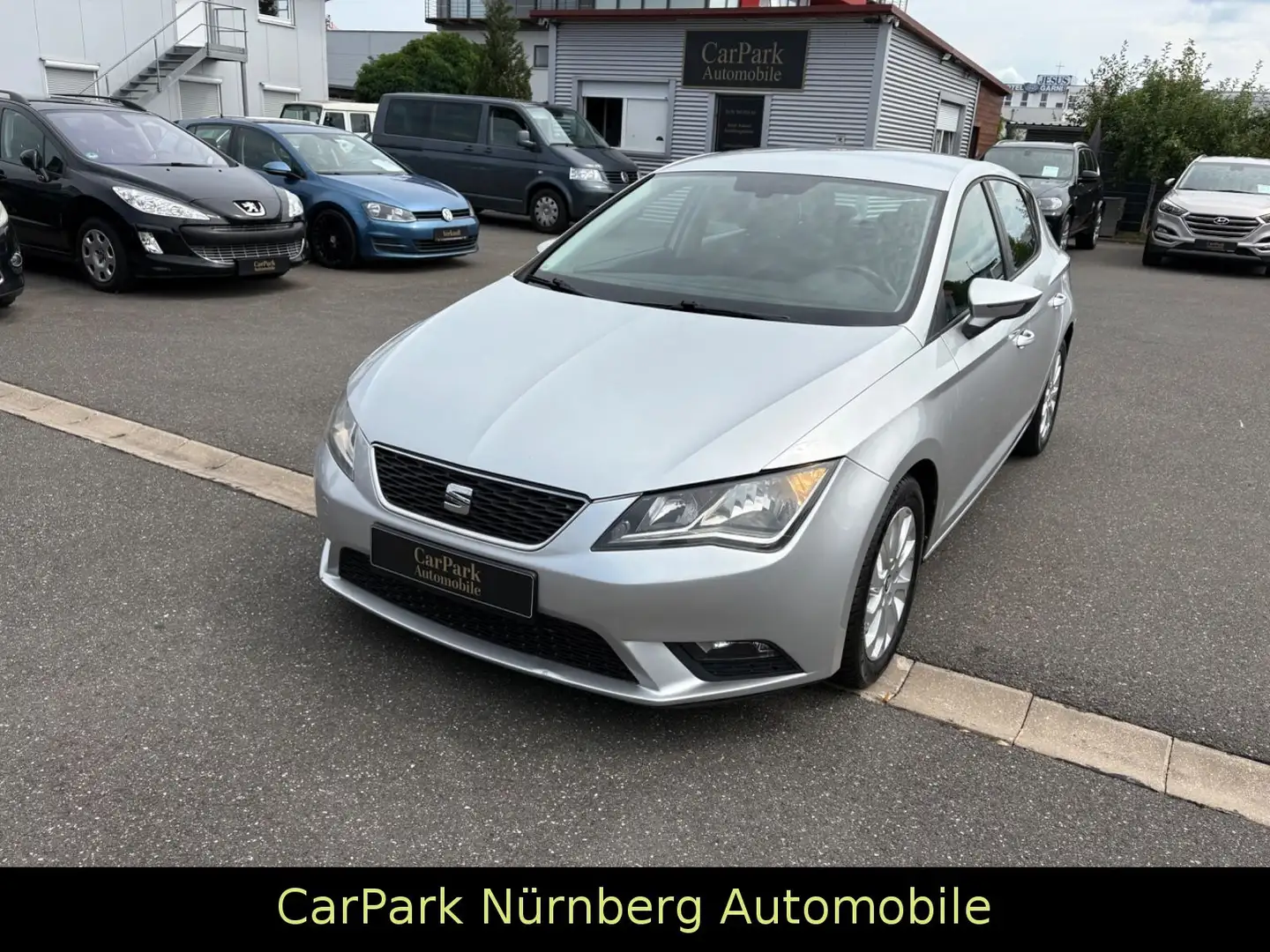 SEAT Leon Style  Nettopreis 8.907 € Silber - 1