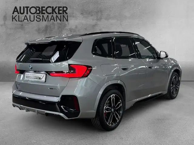 BMW X1 view 2
