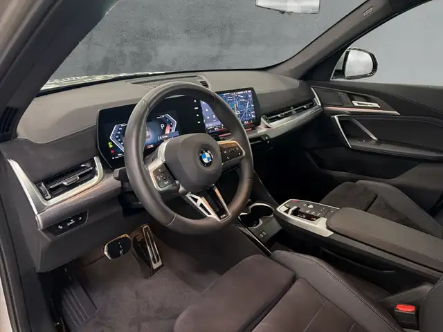 BMW X1 view 9