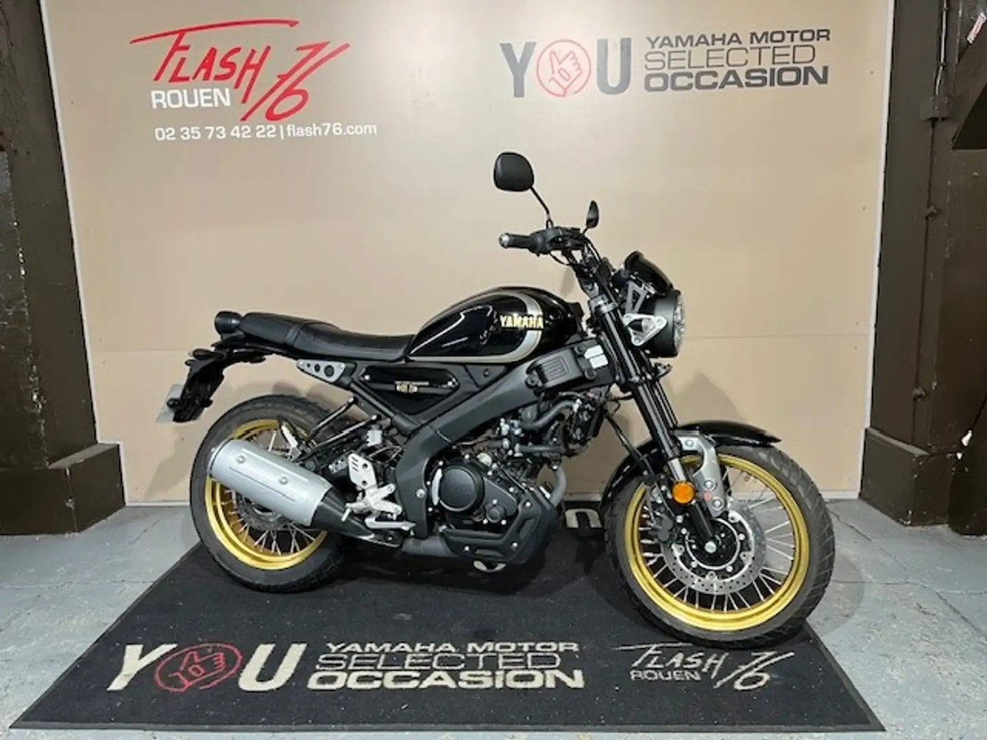 Yamaha XSR 125 Noir - 1