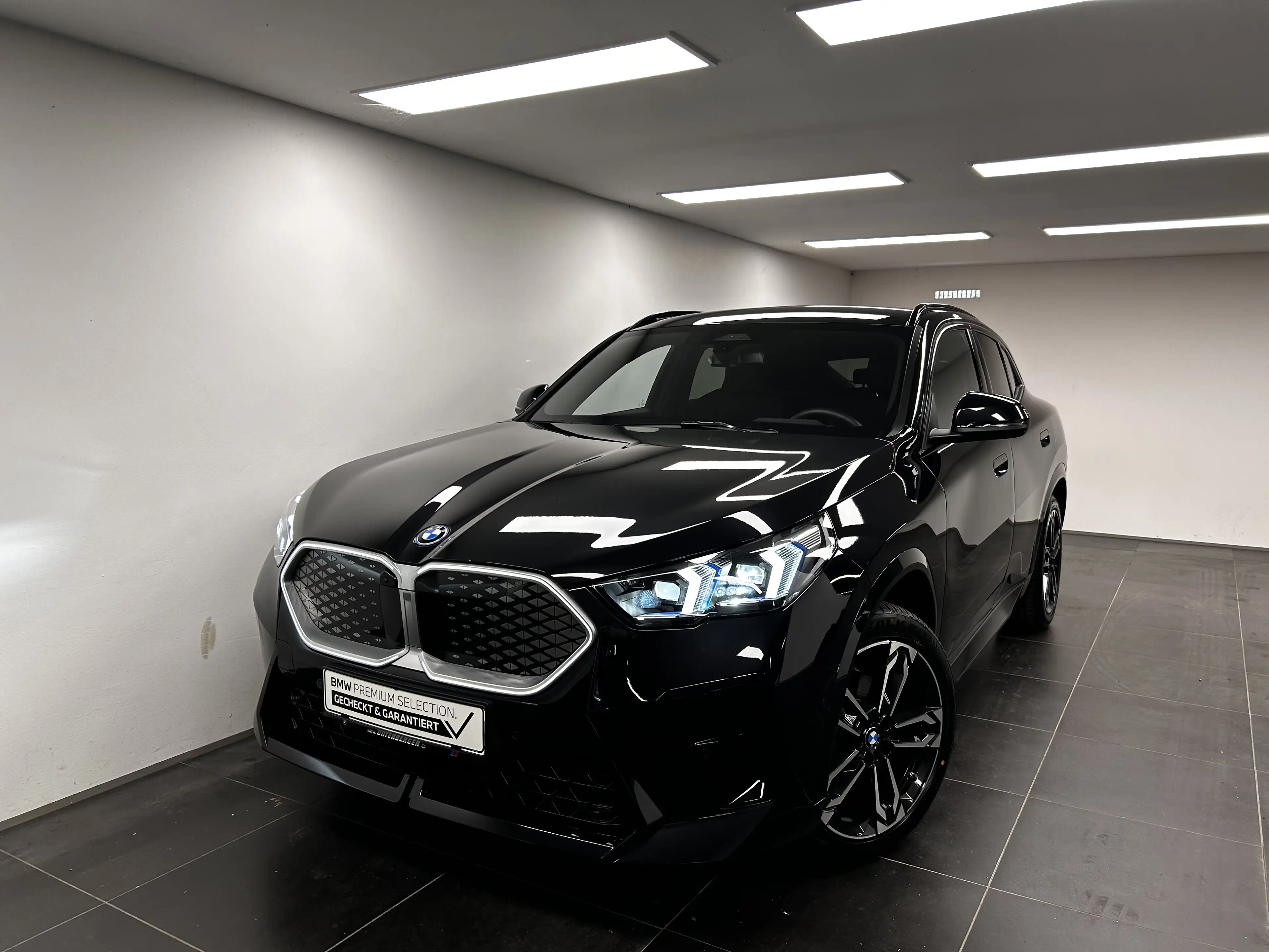 BMW iX2 eDrive20 — photo 7