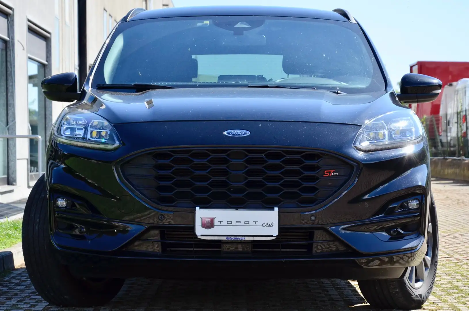 Ford Kuga 1.5 ecoblue ST-Line X 2wd 120cv auto PERMUTE Nero - 2