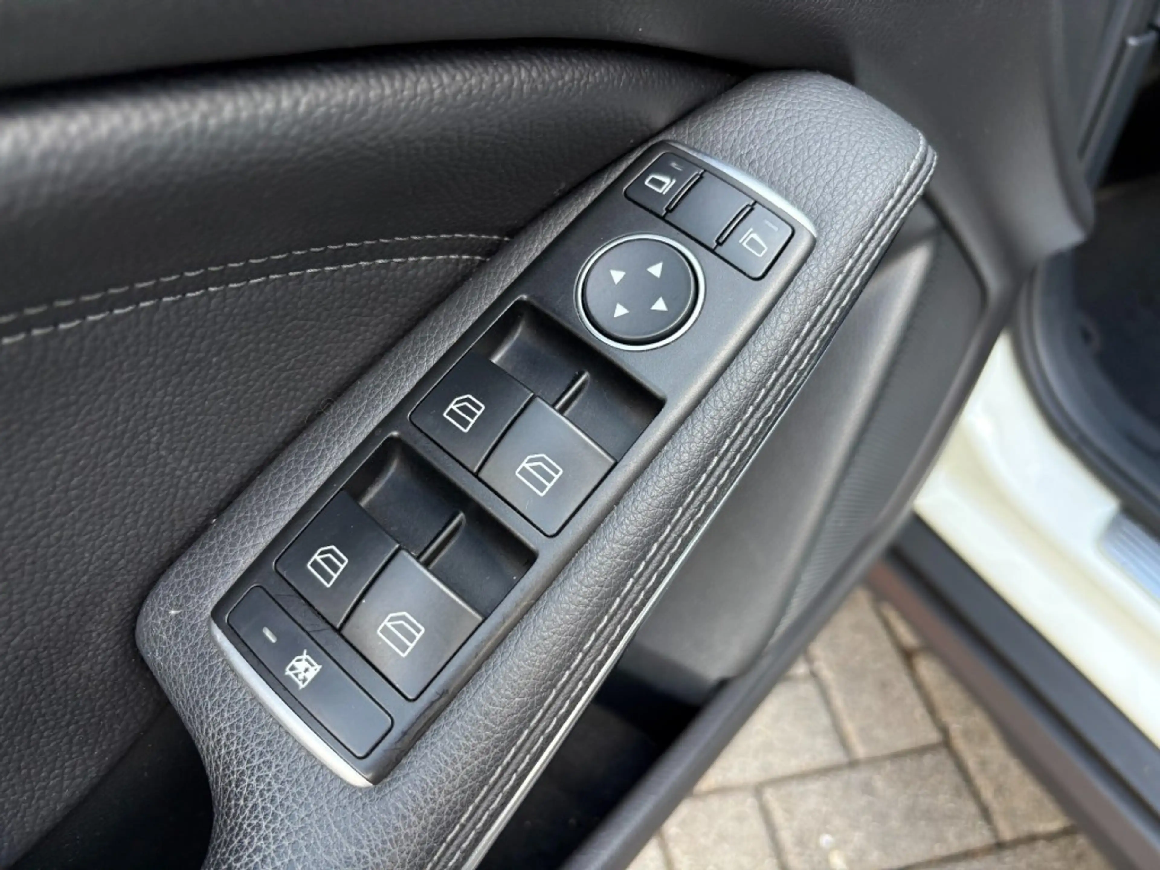 Mercedes-Benz GLA 200 GLA 200  SPORT NIGHT LED, Xenon, Navi, Cruise, 19I — photo 20