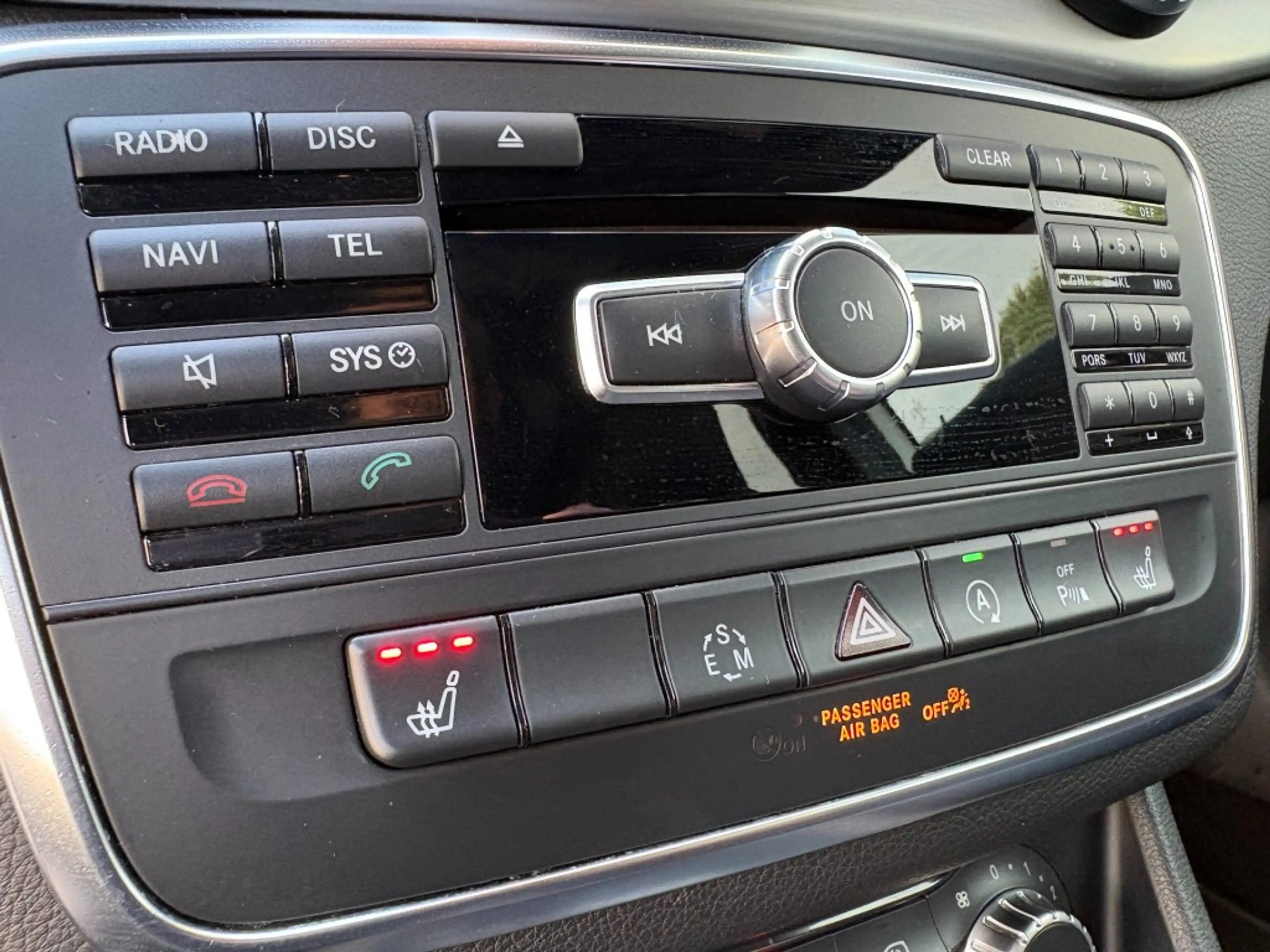 Mercedes-Benz GLA 200 GLA 200  SPORT NIGHT LED, Xenon, Navi, Cruise, 19I — photo 18