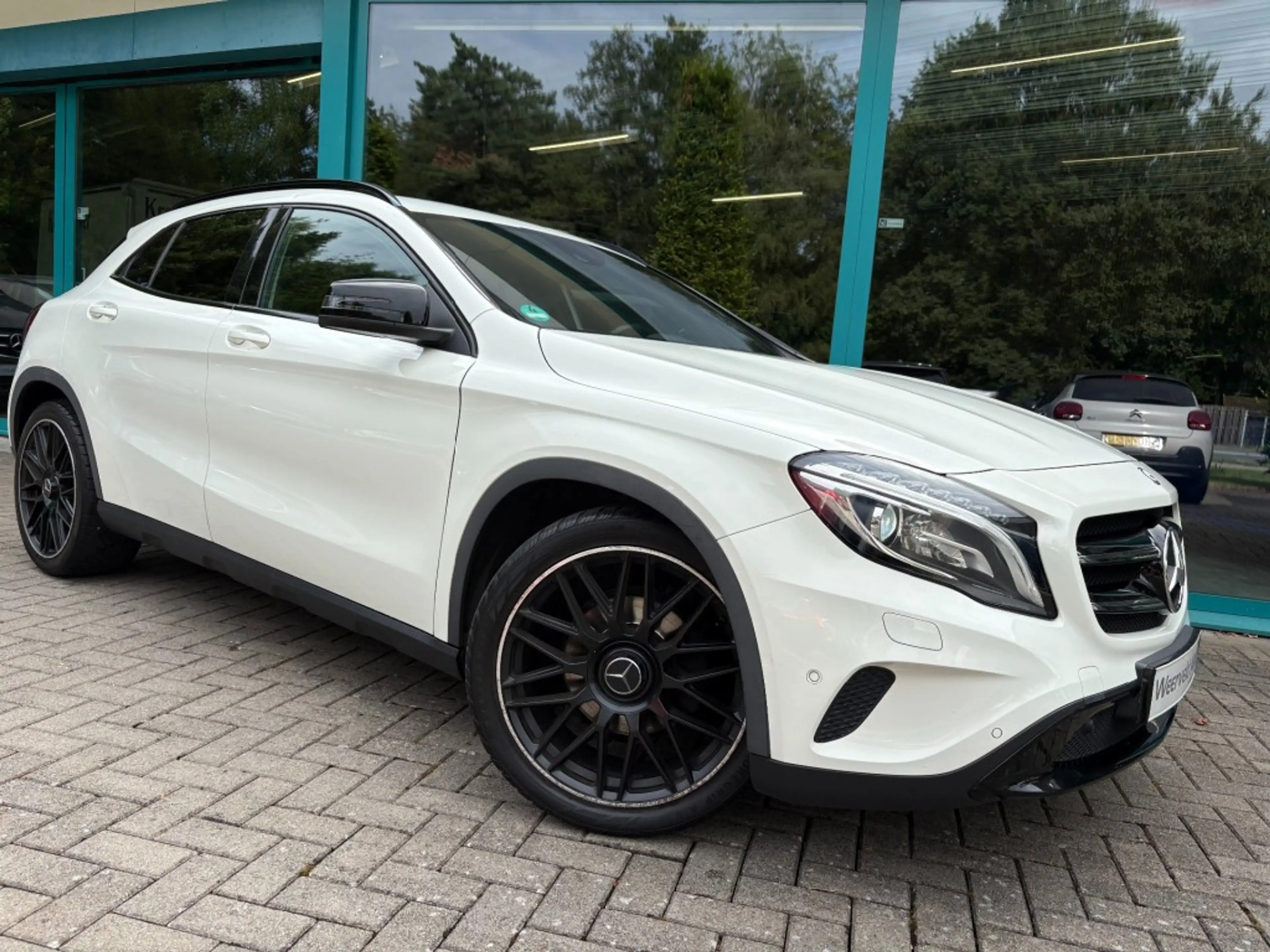 Mercedes-Benz GLA 200 GLA 200  SPORT NIGHT LED, Xenon, Navi, Cruise, 19I — photo 4