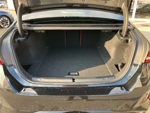 BMW i5 M60 xDrive Limousine G60 Ansicht 10