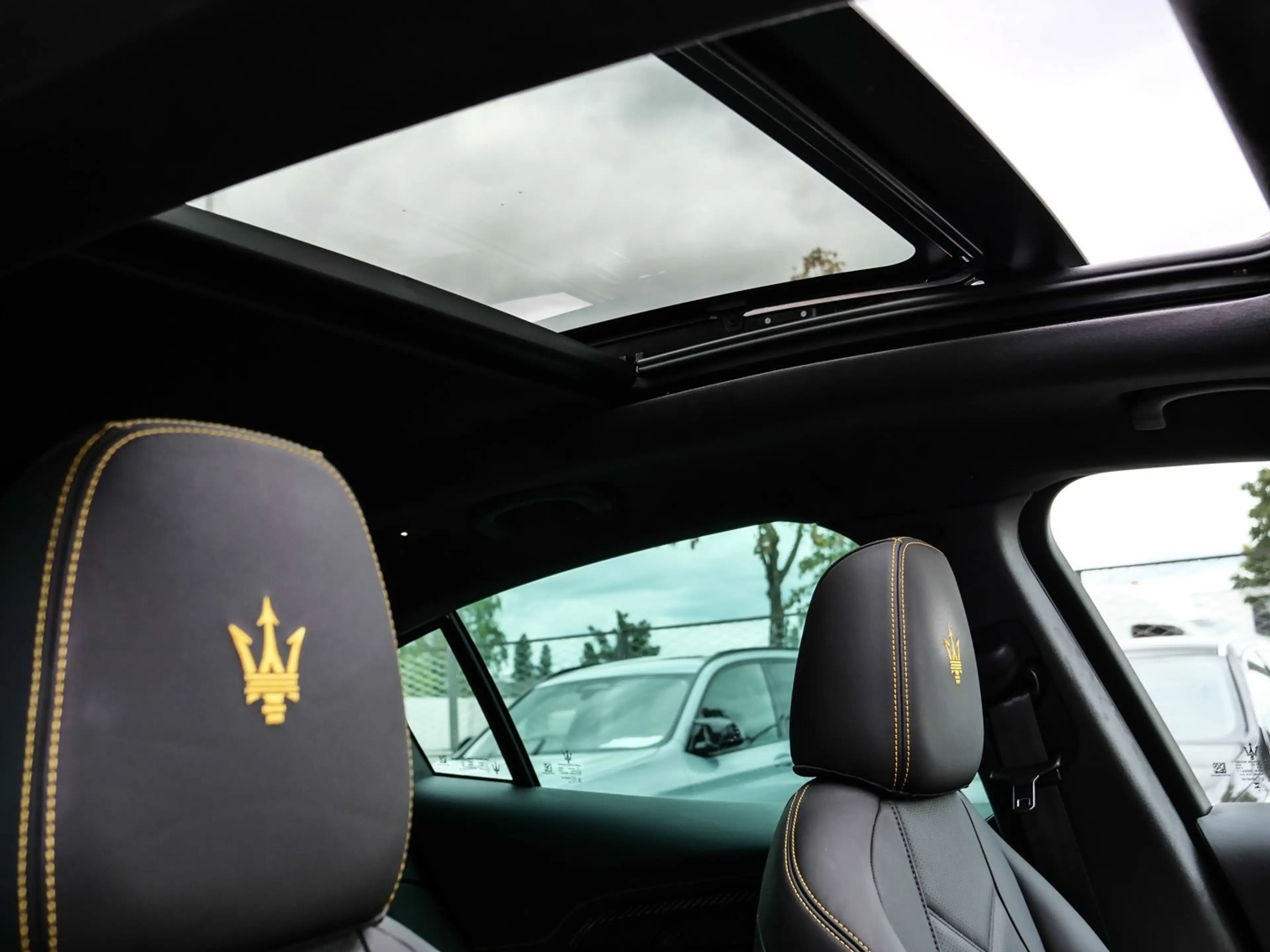 Maserati Grecale MODENA+ACC+LED+PANO+HUD+SHZ++ — photo 15