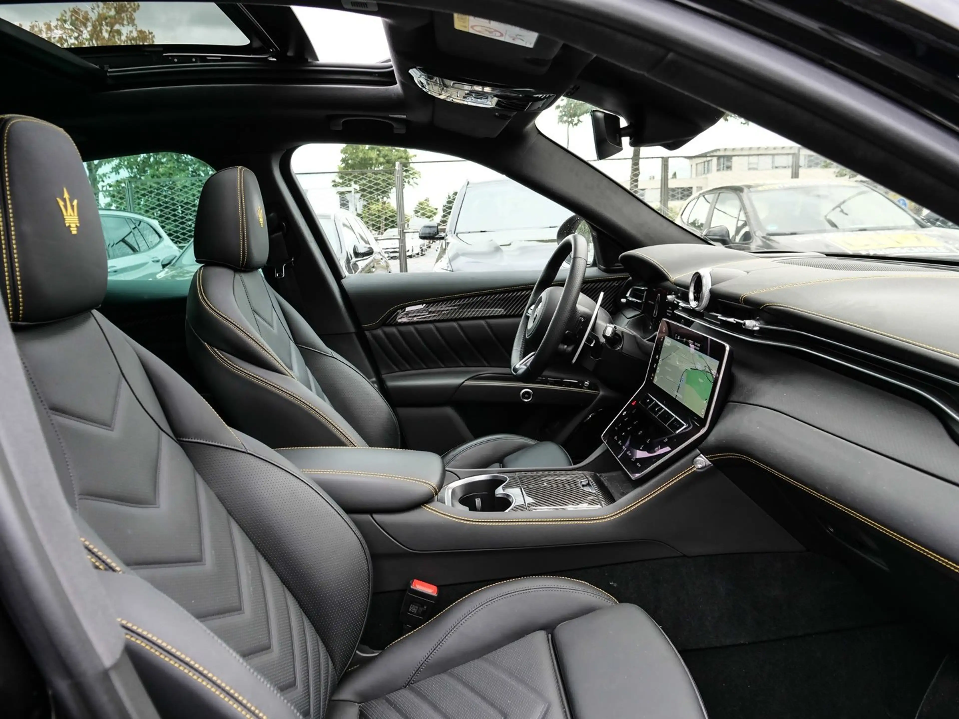 Maserati Grecale MODENA+ACC+LED+PANO+HUD+SHZ++ — photo 14