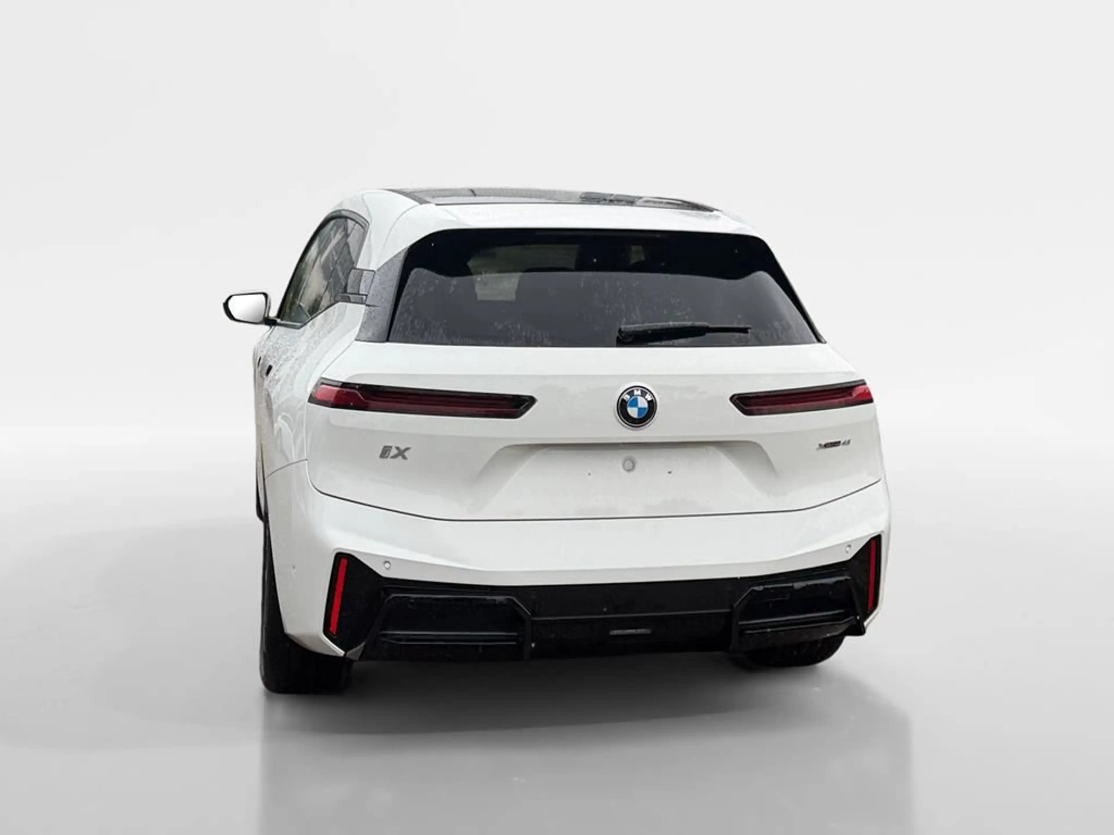BMW iX M Sport — photo 8