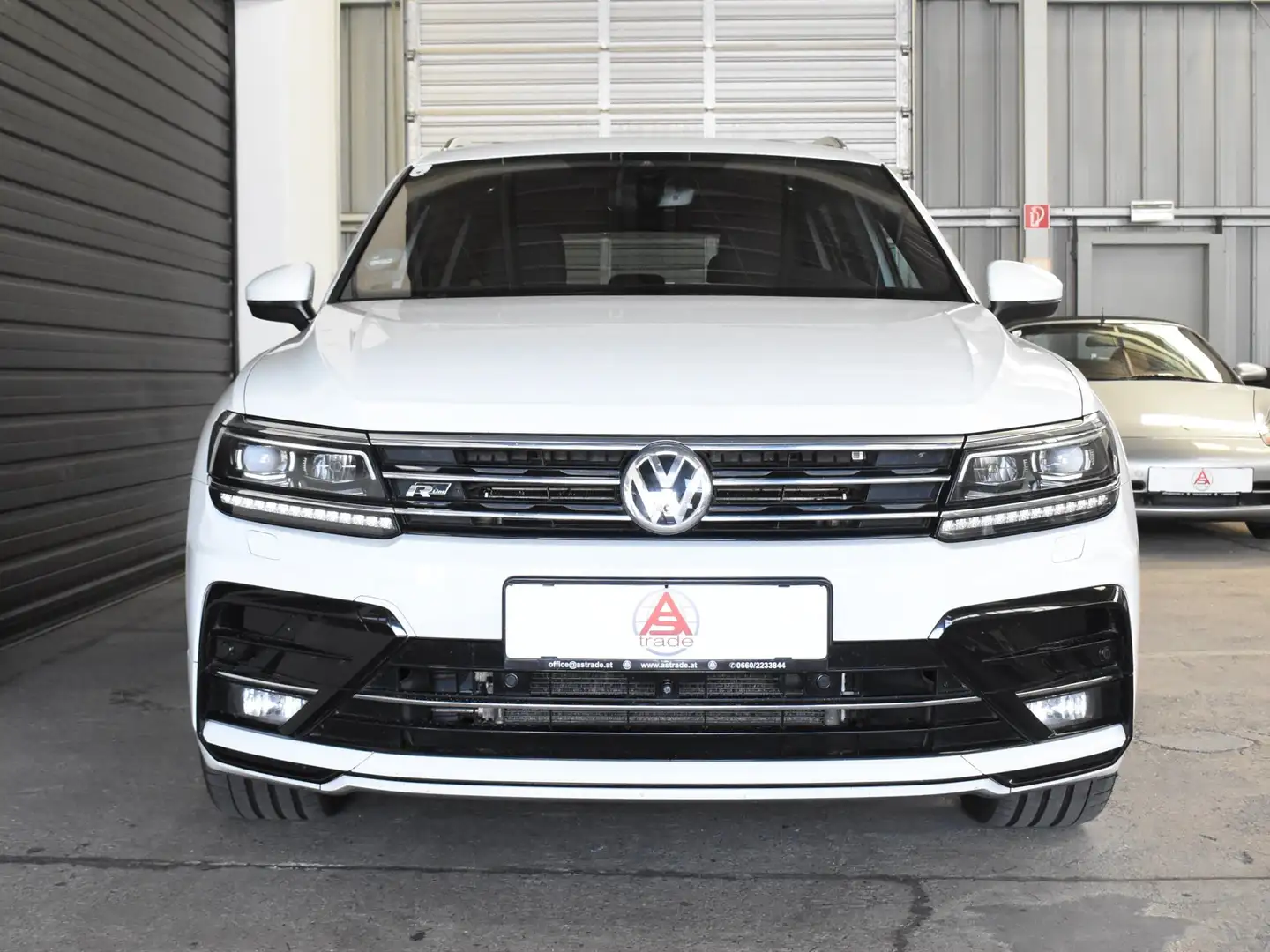 Volkswagen Tiguan Allspace 2,0 TSI*Highline 4Motion*R-line*Allspace* Weiß - 2