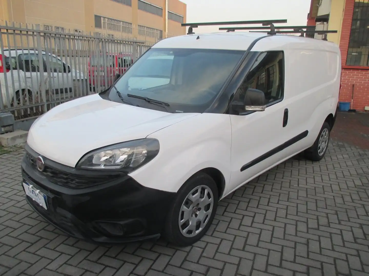 Fiat Doblo Doblò 1.6 MJT 105CV Cargo Maxi 3 Posti Weiß - 2