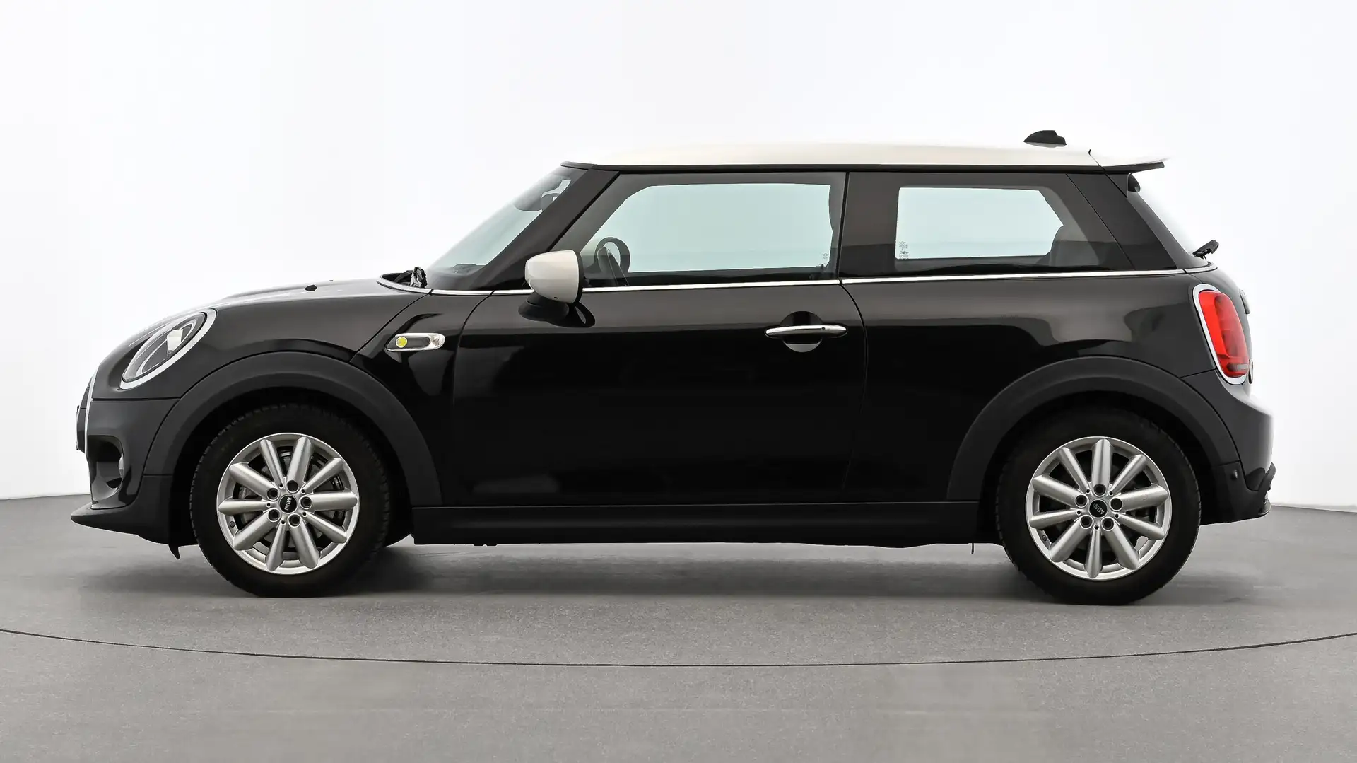 MINI Cooper SE Cooper SE Trim M Schwarz - 2