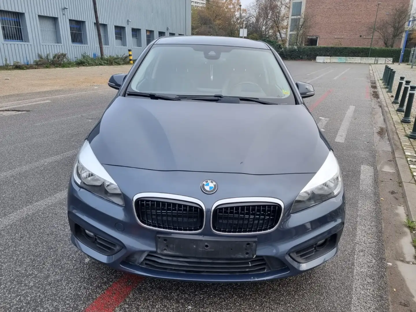 BMW 216 d plava - 1