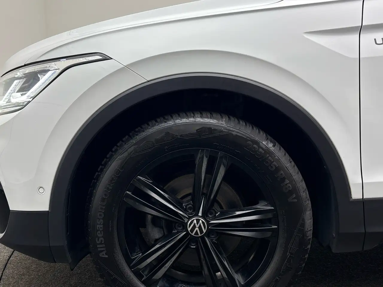 Volkswagen Tiguan Urban Sport 2.0TDI DSG Matrix ACC HUD AHK 7