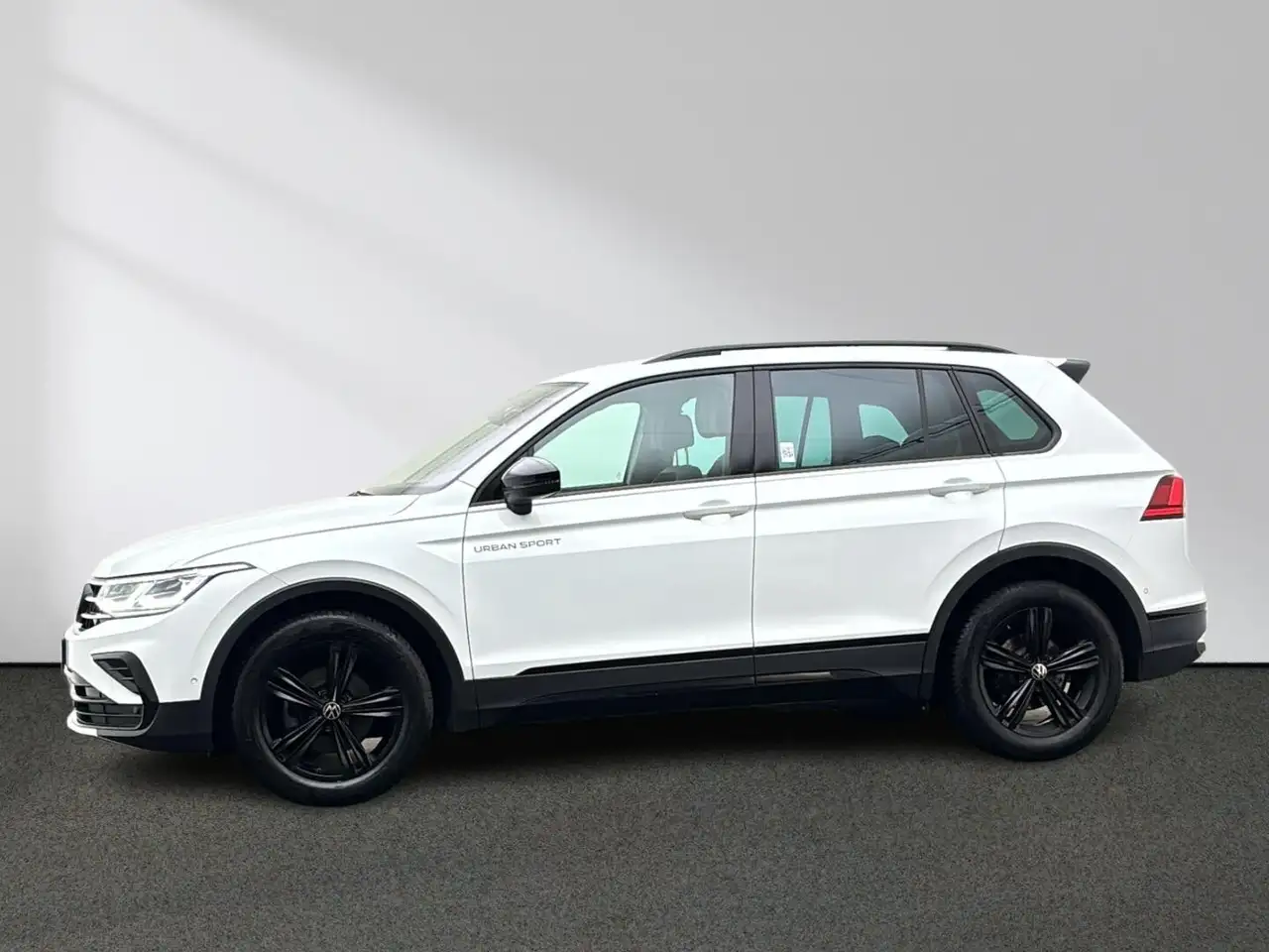 Volkswagen Tiguan Urban Sport 2.0TDI DSG Matrix ACC HUD AHK 2