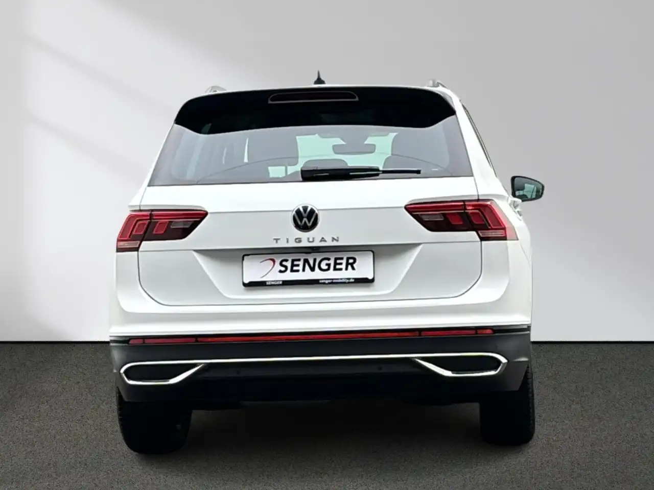 Volkswagen Tiguan Urban Sport 2.0TDI DSG Matrix ACC HUD AHK 3