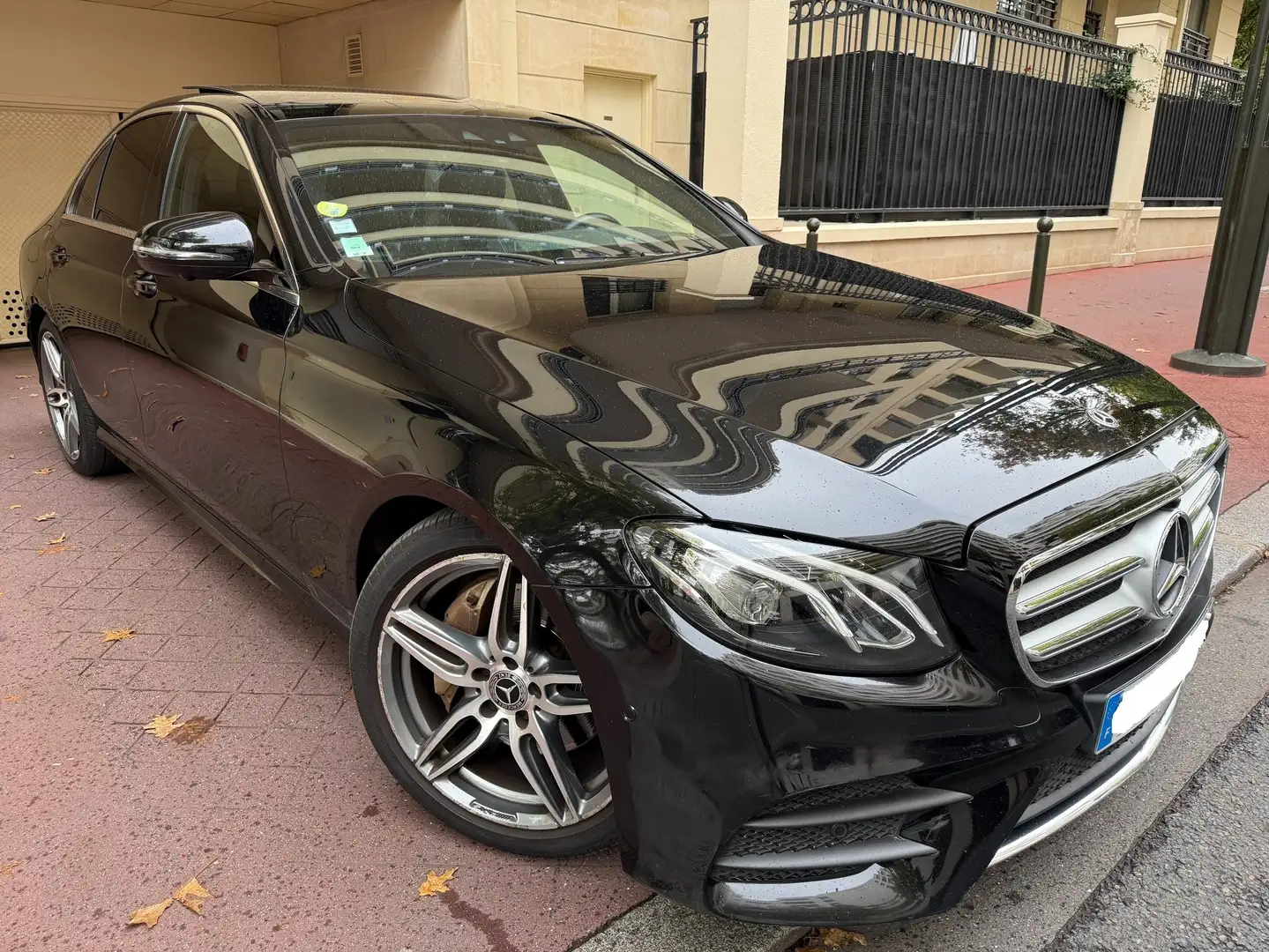 Mercedes-Benz E 220 E 220 D 194CH AMG 9G-TRONIC Noir - 2
