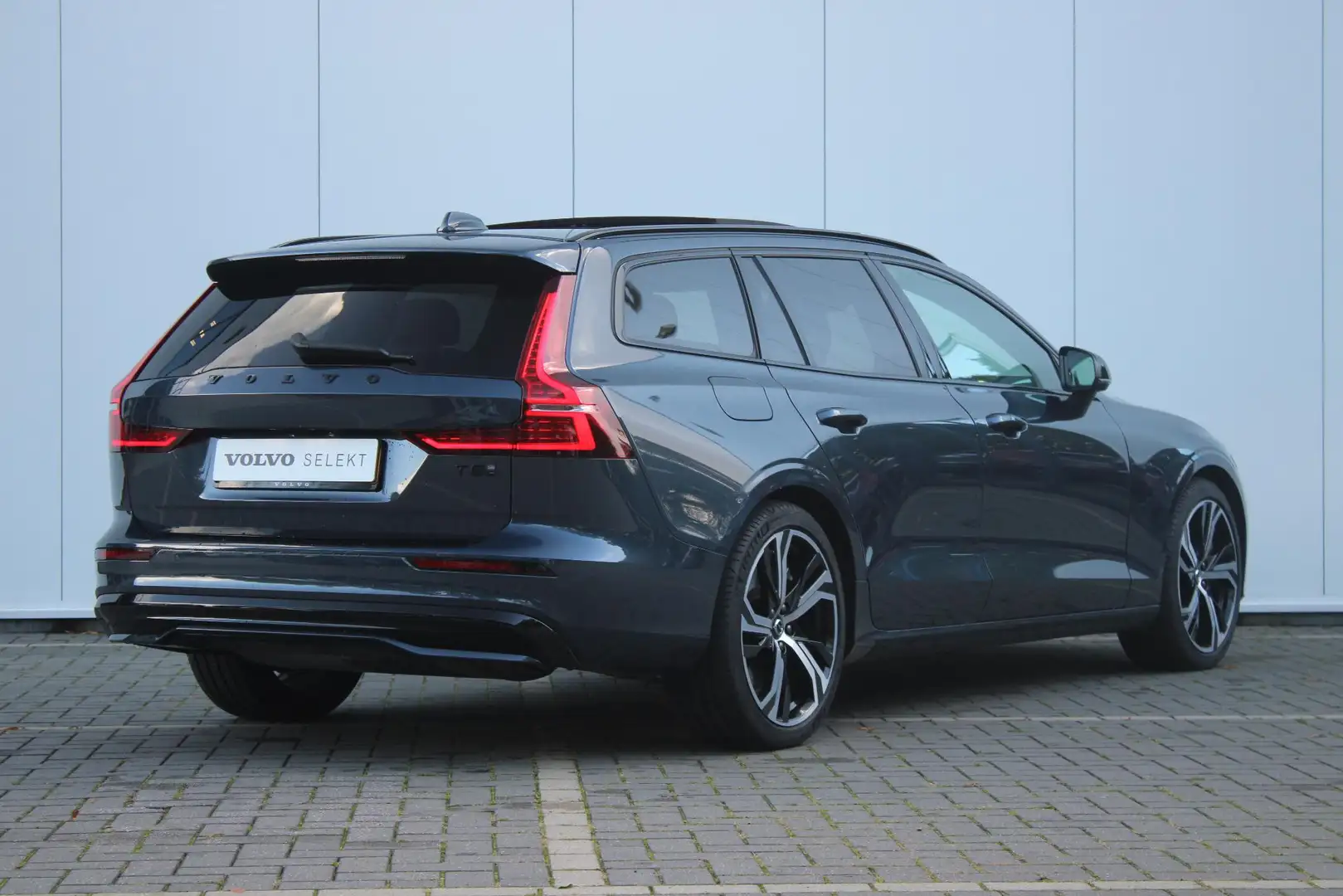 Volvo V60 T8 455PK Plug-in hybrid AWD Ultra Dark | Adaptive Bleu - 2