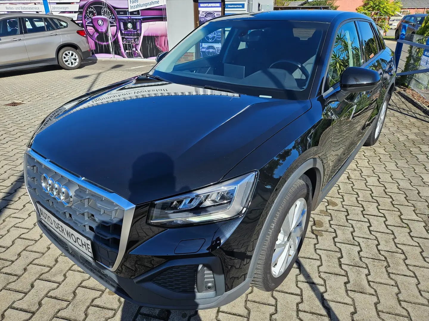 Audi Q2 35 TFSI Sportlich und Bequem! Schwarz - 2