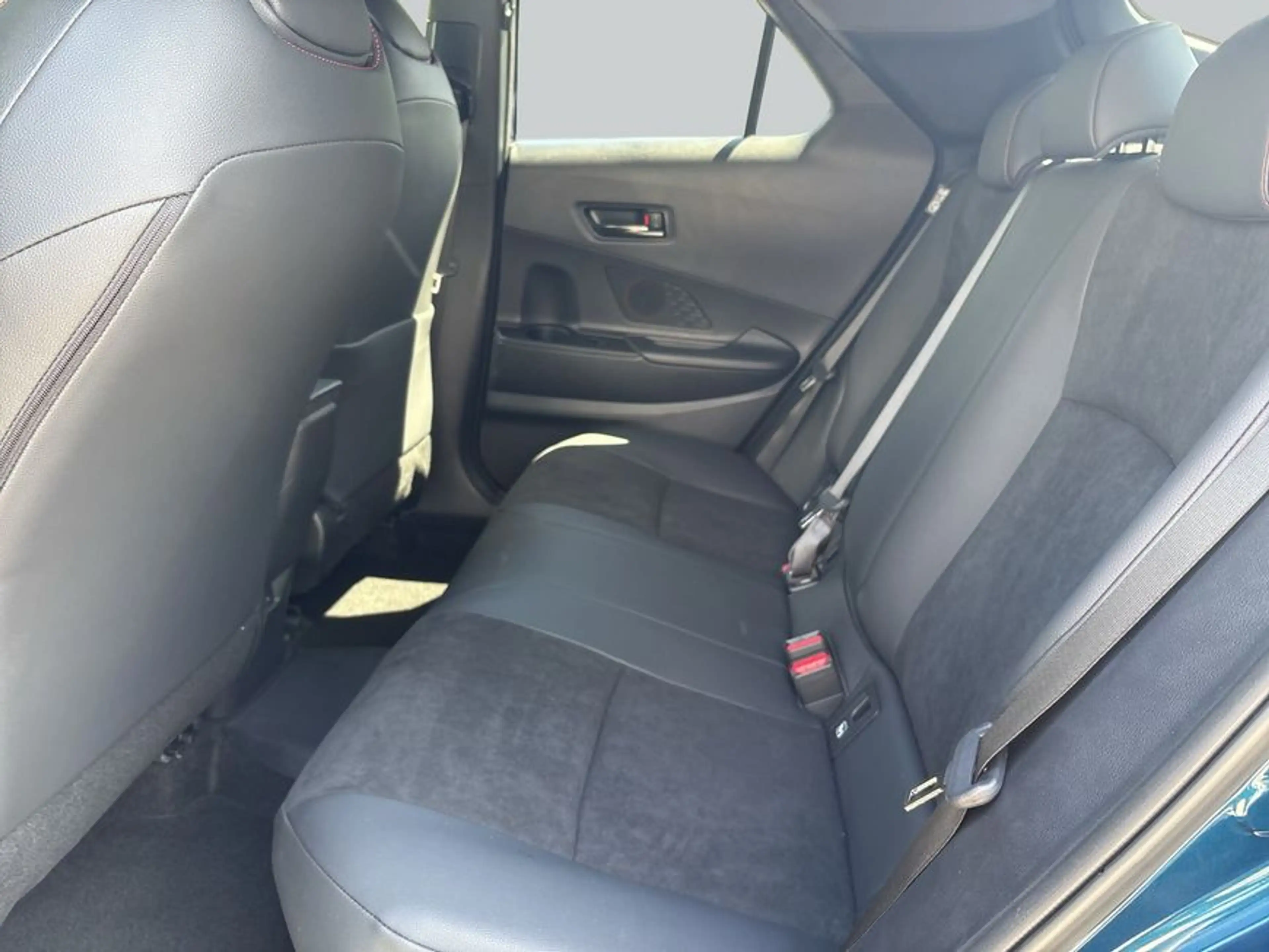 Toyota C-HR 2.0 Plug-in-Hybrid GR SPORT Navi Kamera JBL — photo 12