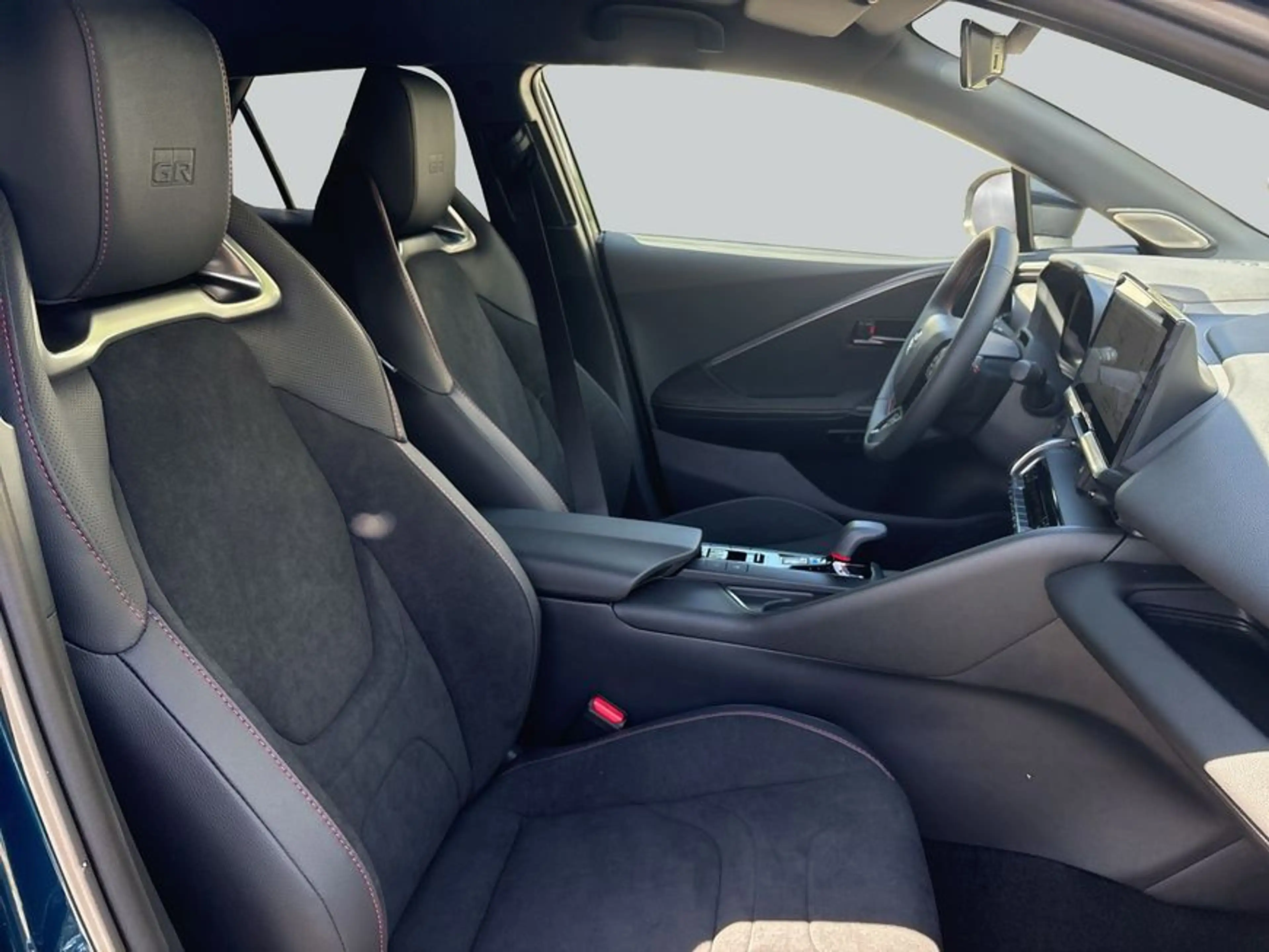 Toyota C-HR 2.0 Plug-in-Hybrid GR SPORT Navi Kamera JBL — photo 13
