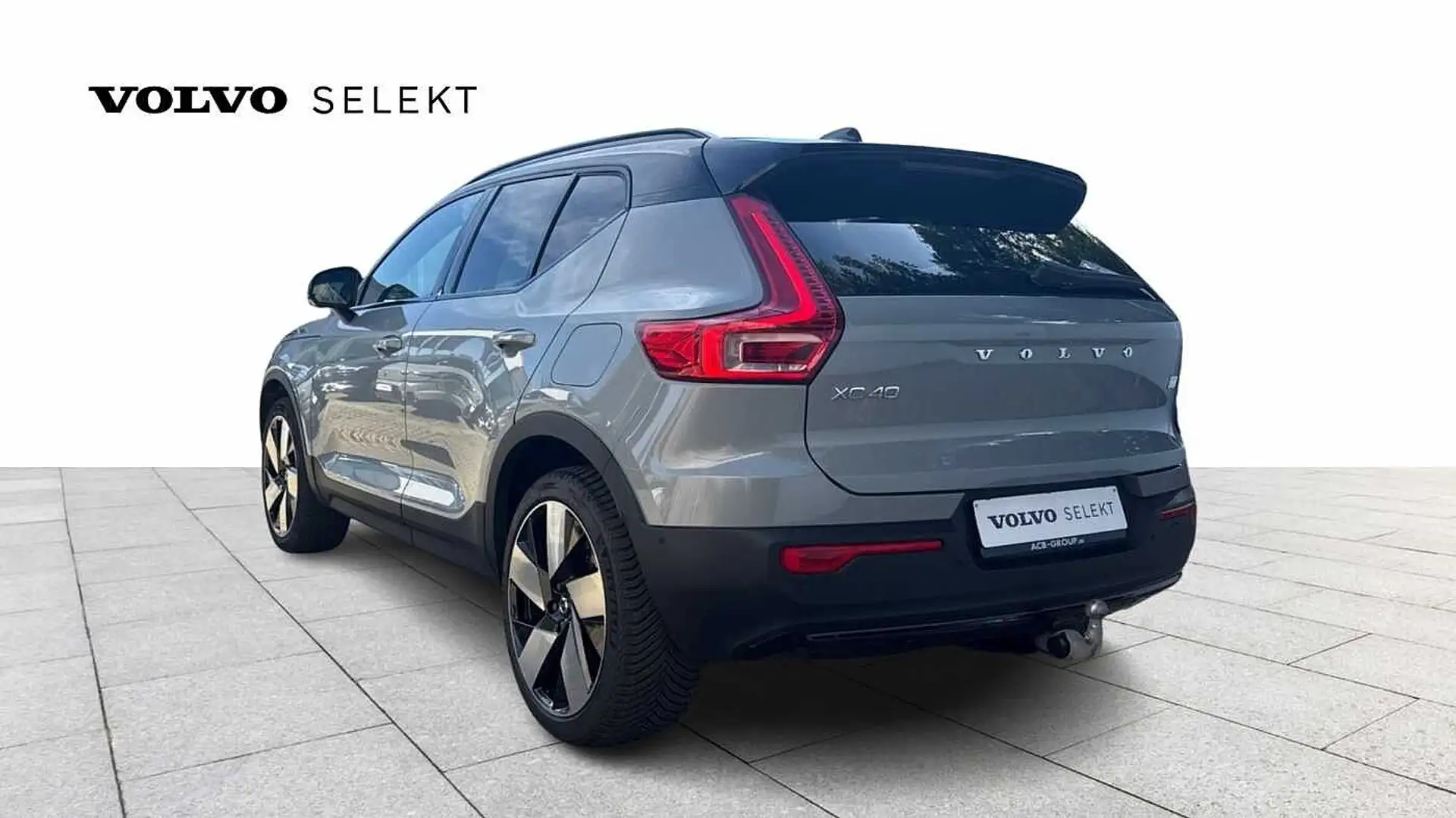 Volvo XC40 Recharge Ultimate, Single Motor Extended Range Grijs - 2