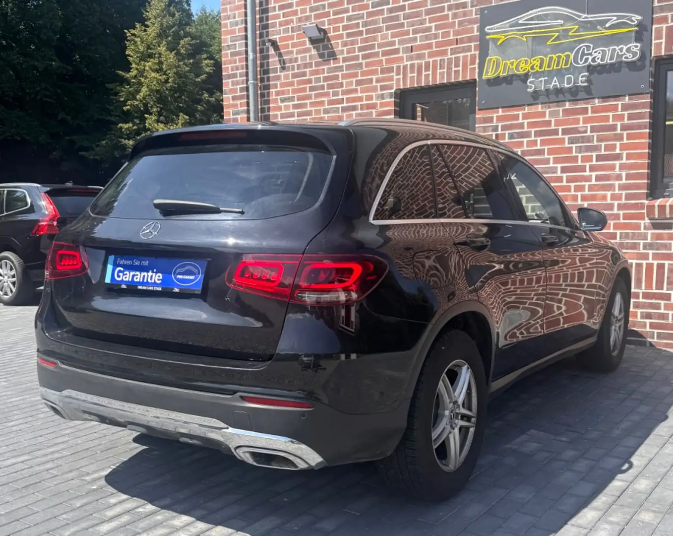 Mercedes-Benz GLC 220 d 4Matic 9G-Tron Widescreen*LED*360°Kam. Schwarz - 2