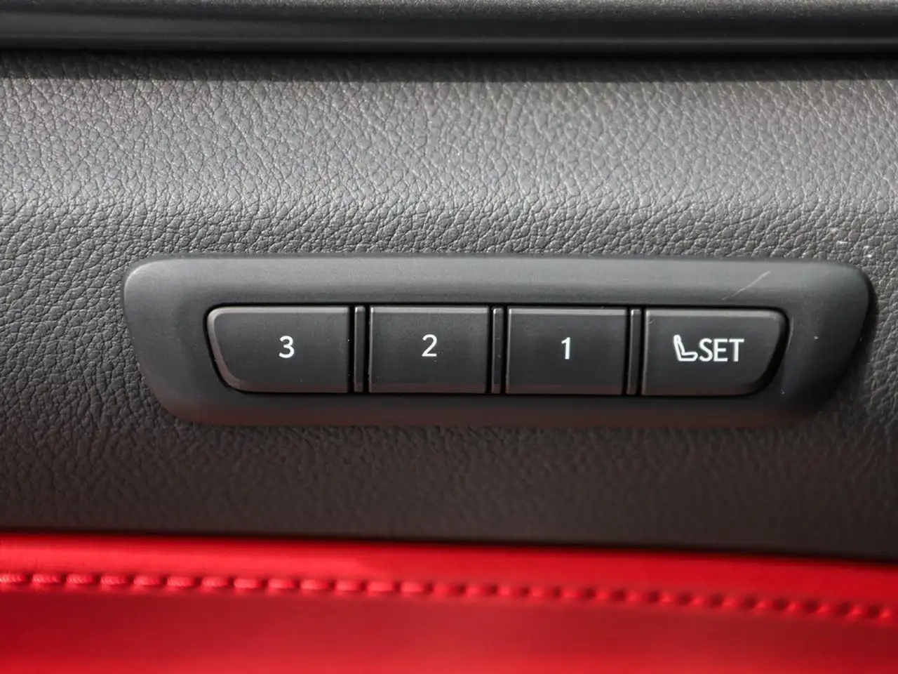 Lexus NX fotografie Lexus NX