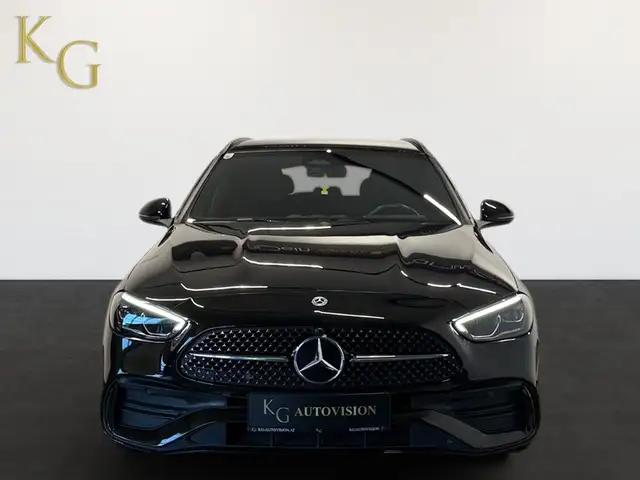 Mercedes-Benz C Class view 11